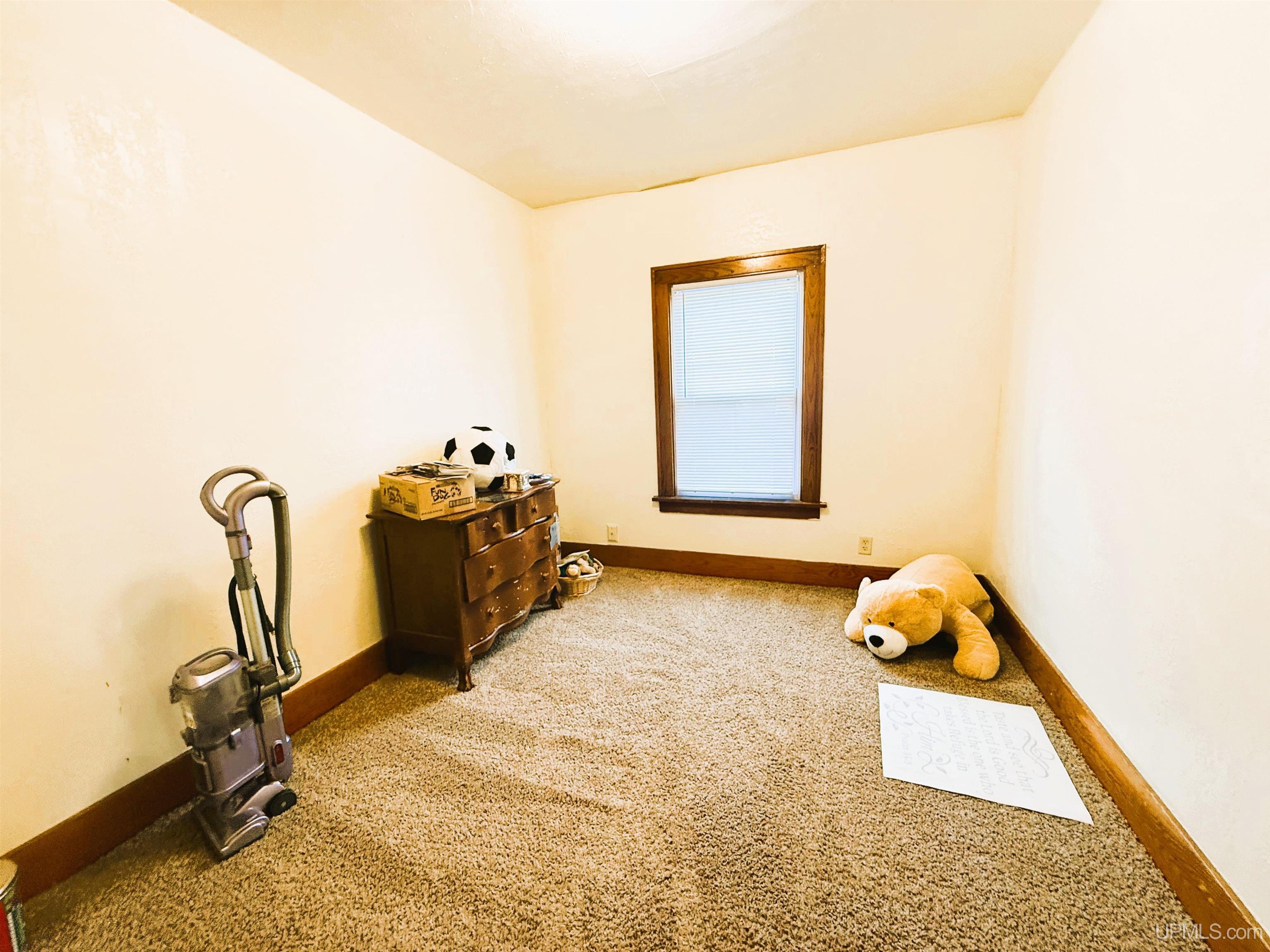 212 Iron Street UNIT 4, Norway, MI, 49870