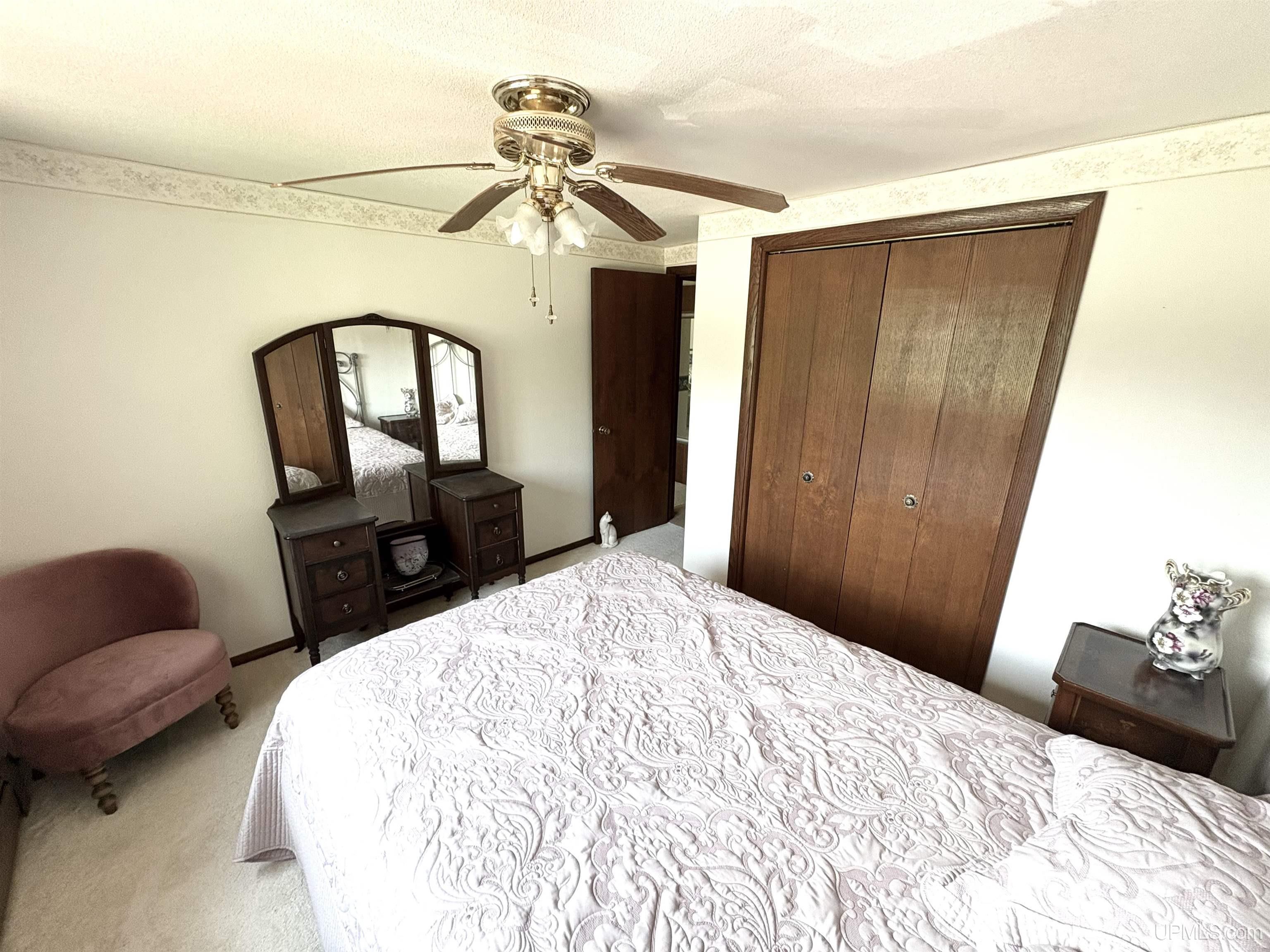 901 Colleen Circle Drive