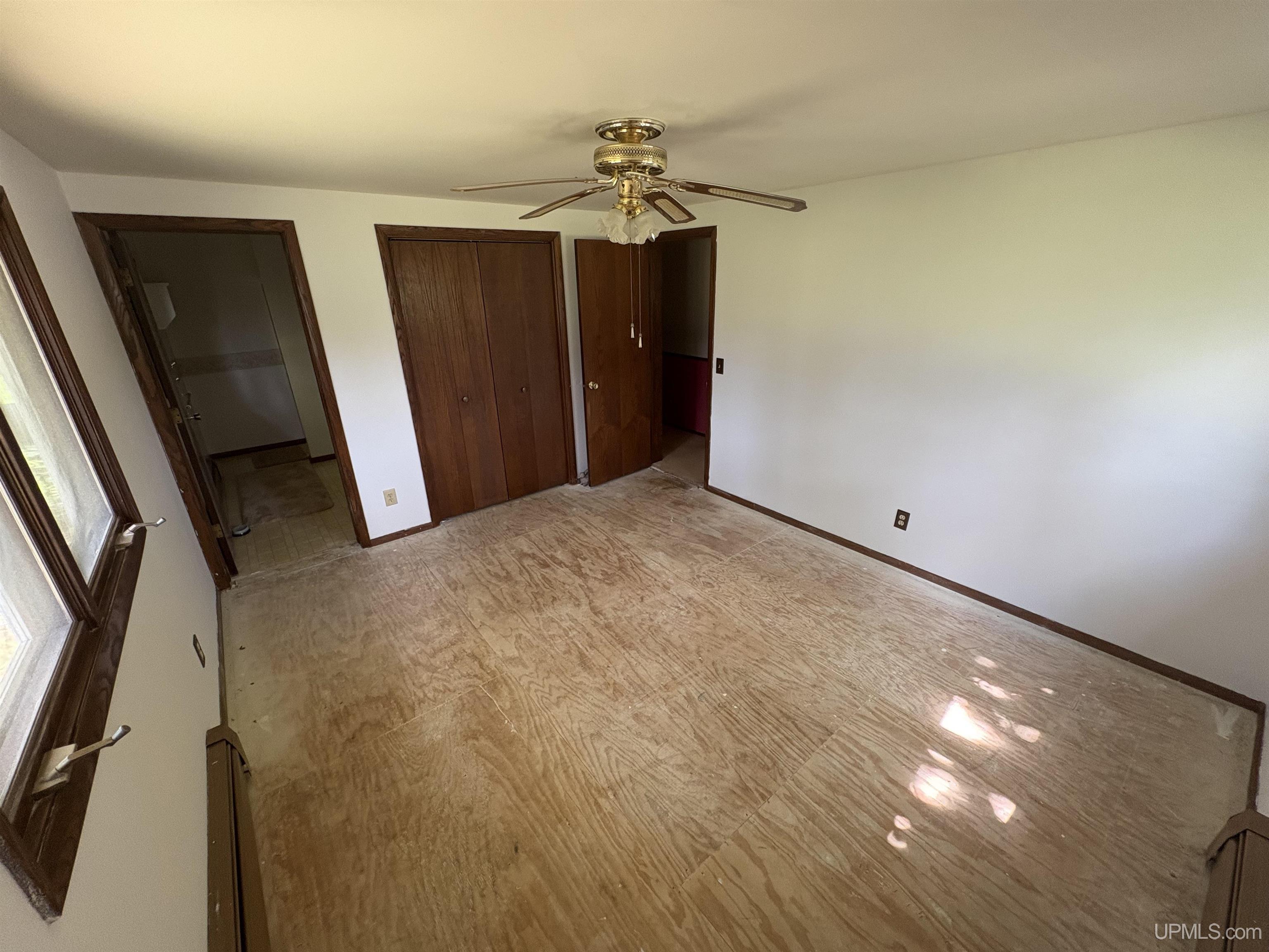 901 Colleen Circle Drive