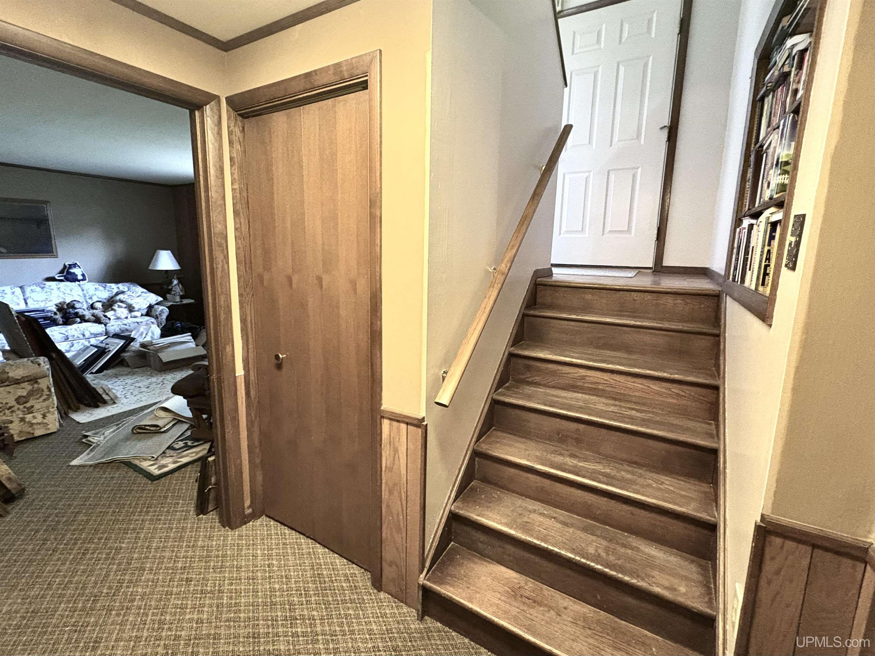 901 Colleen Circle Drive