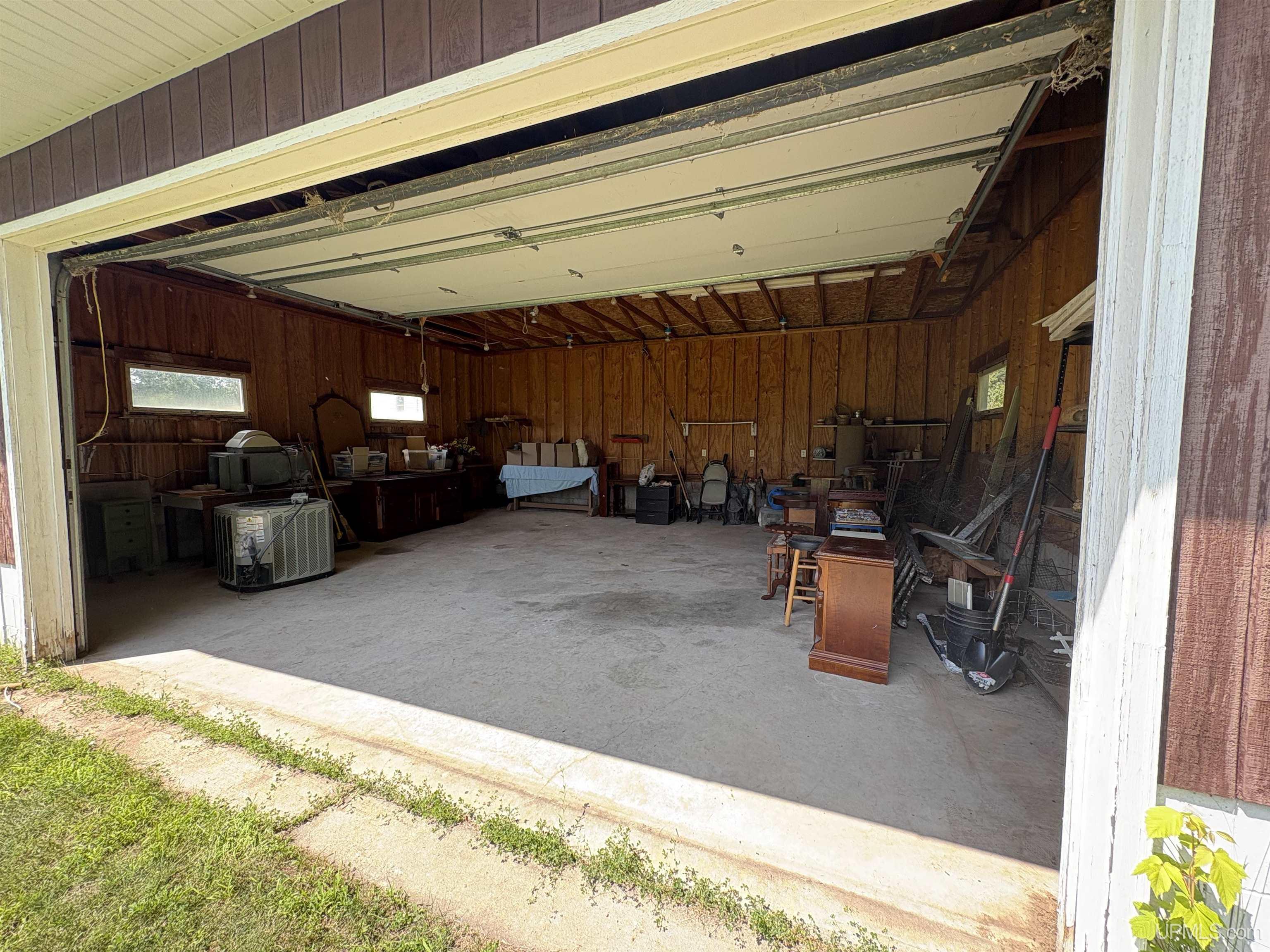 901 Colleen Circle Drive