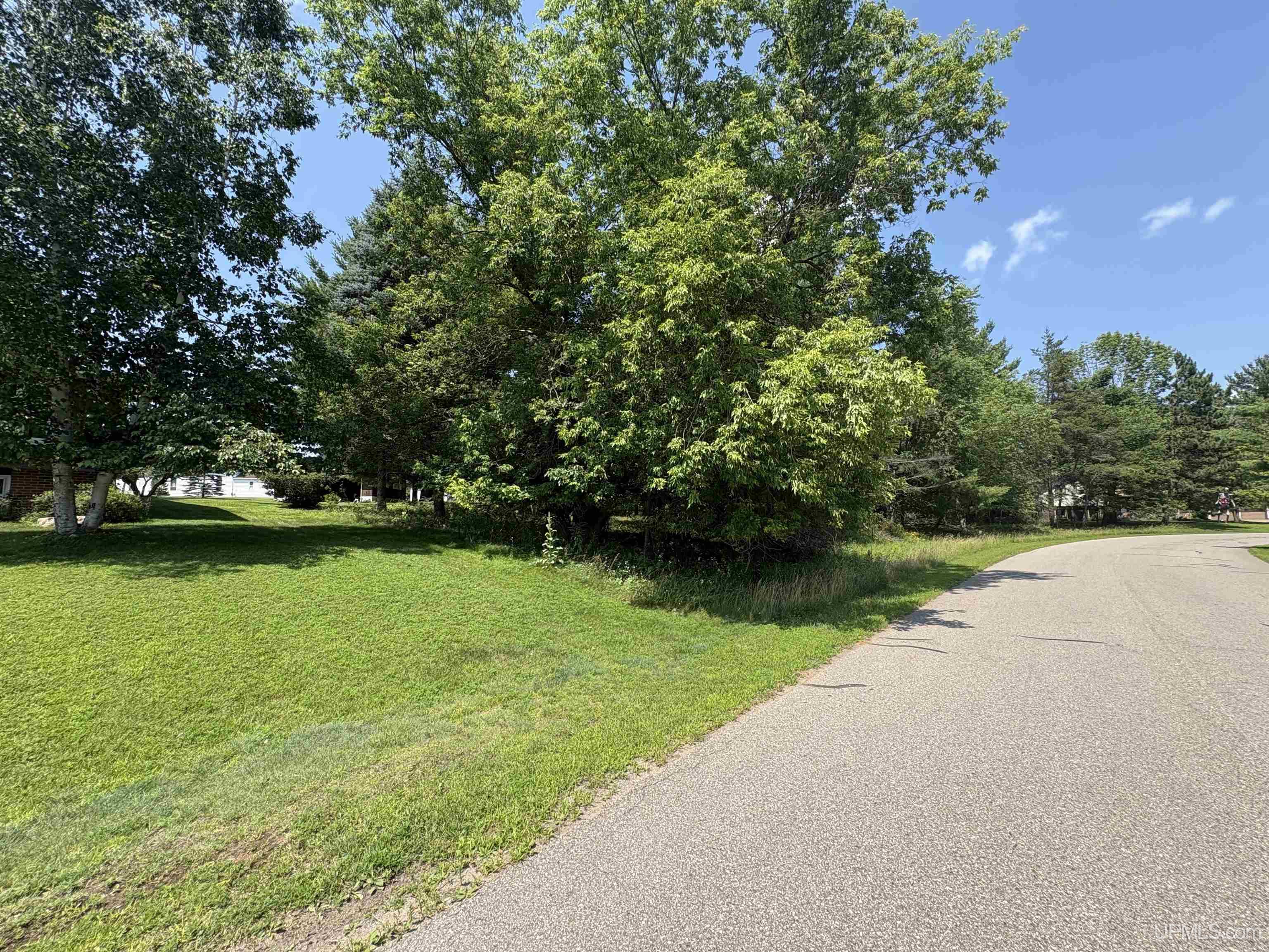 901 Colleen Circle Drive