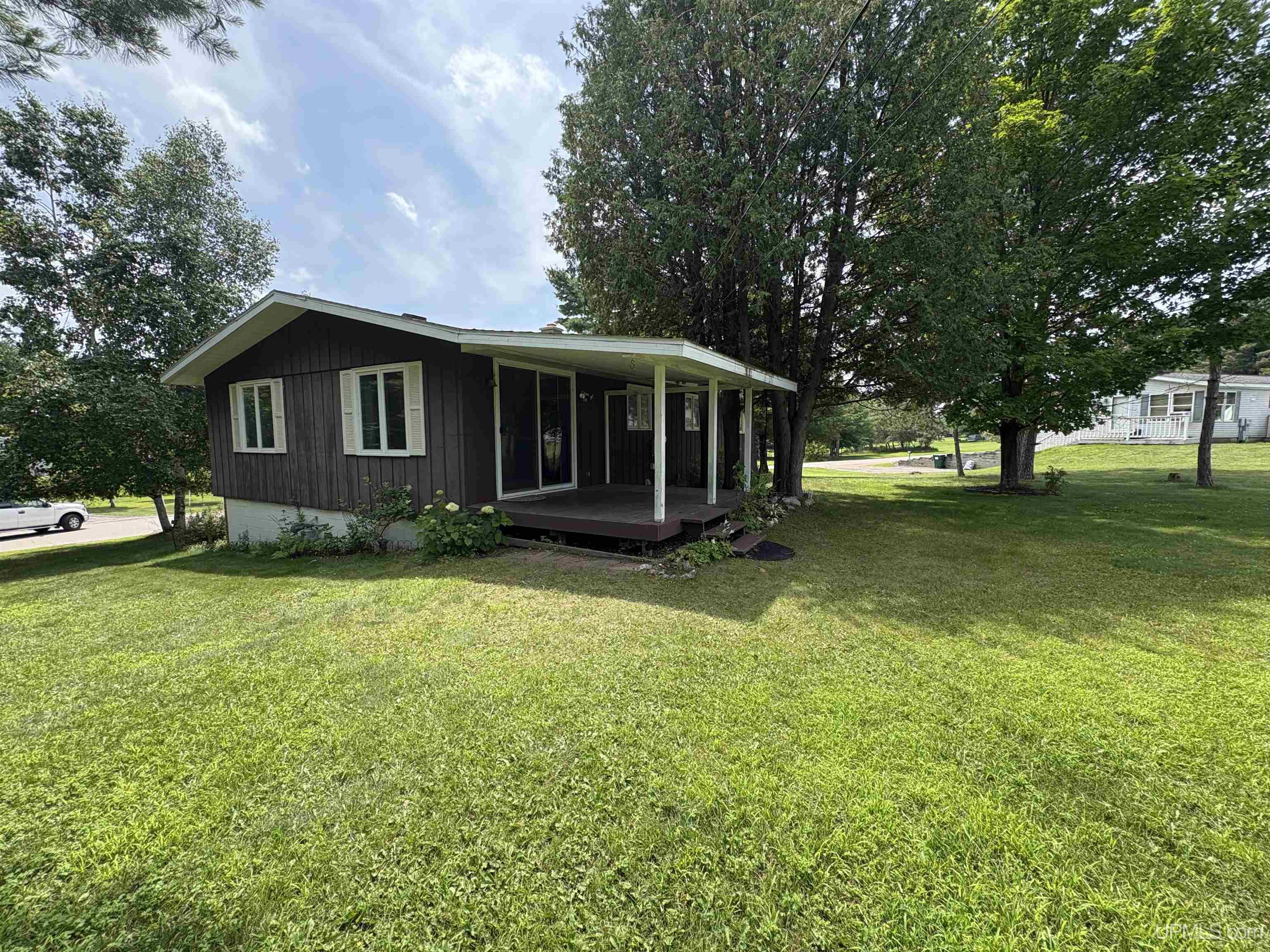 901 Colleen Circle Drive