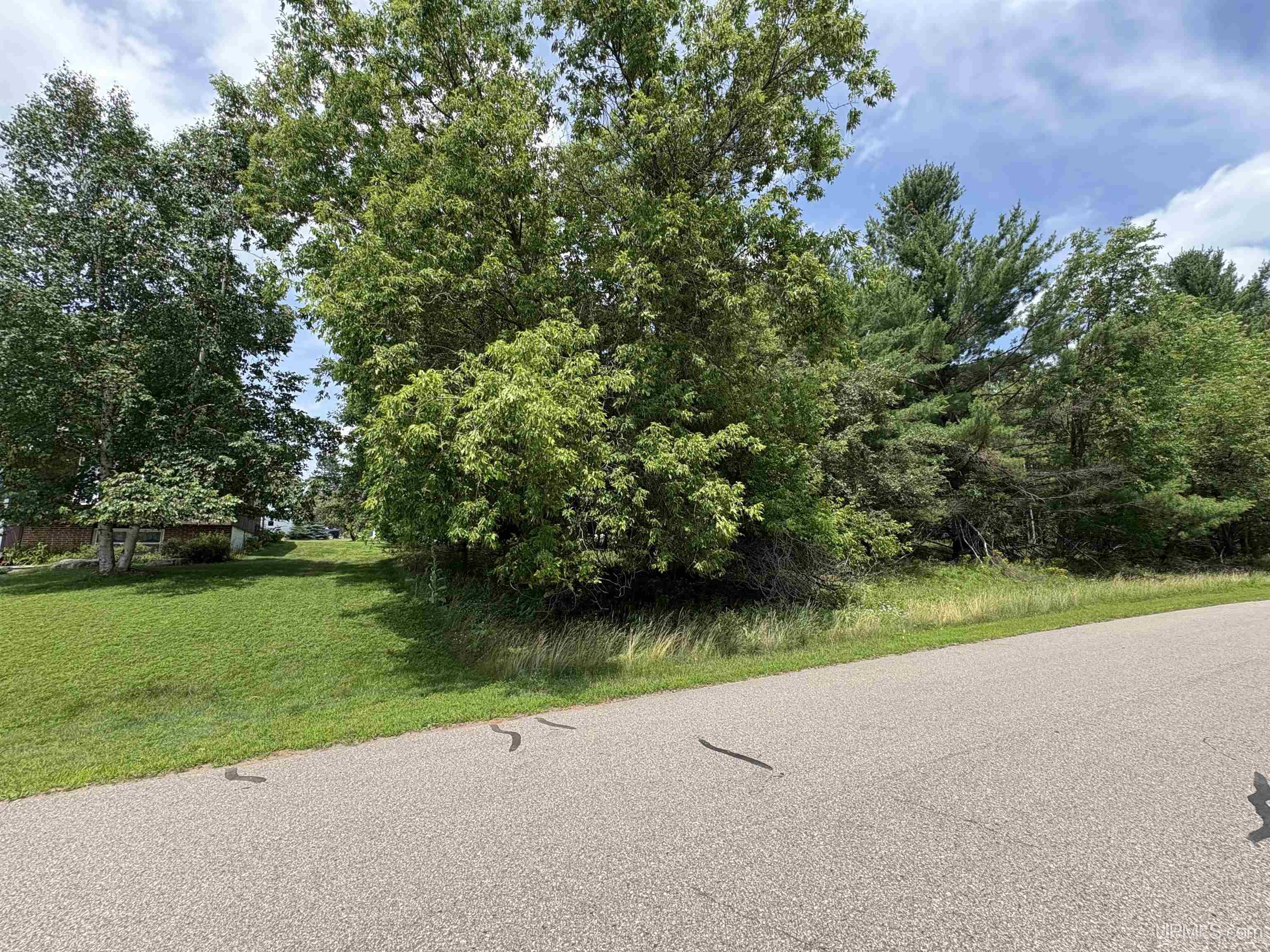 901 Colleen Circle Drive