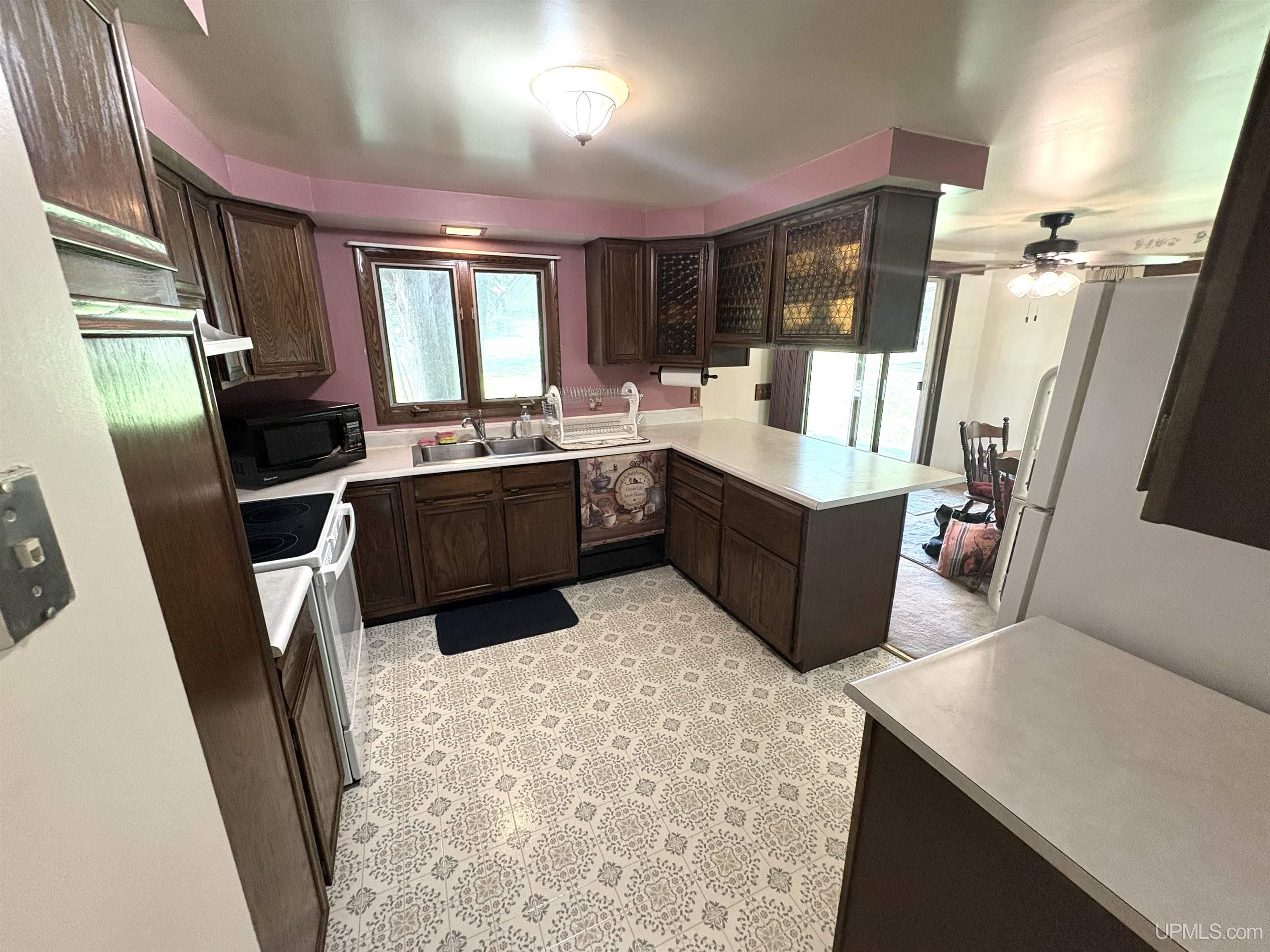 901 Colleen Circle Drive