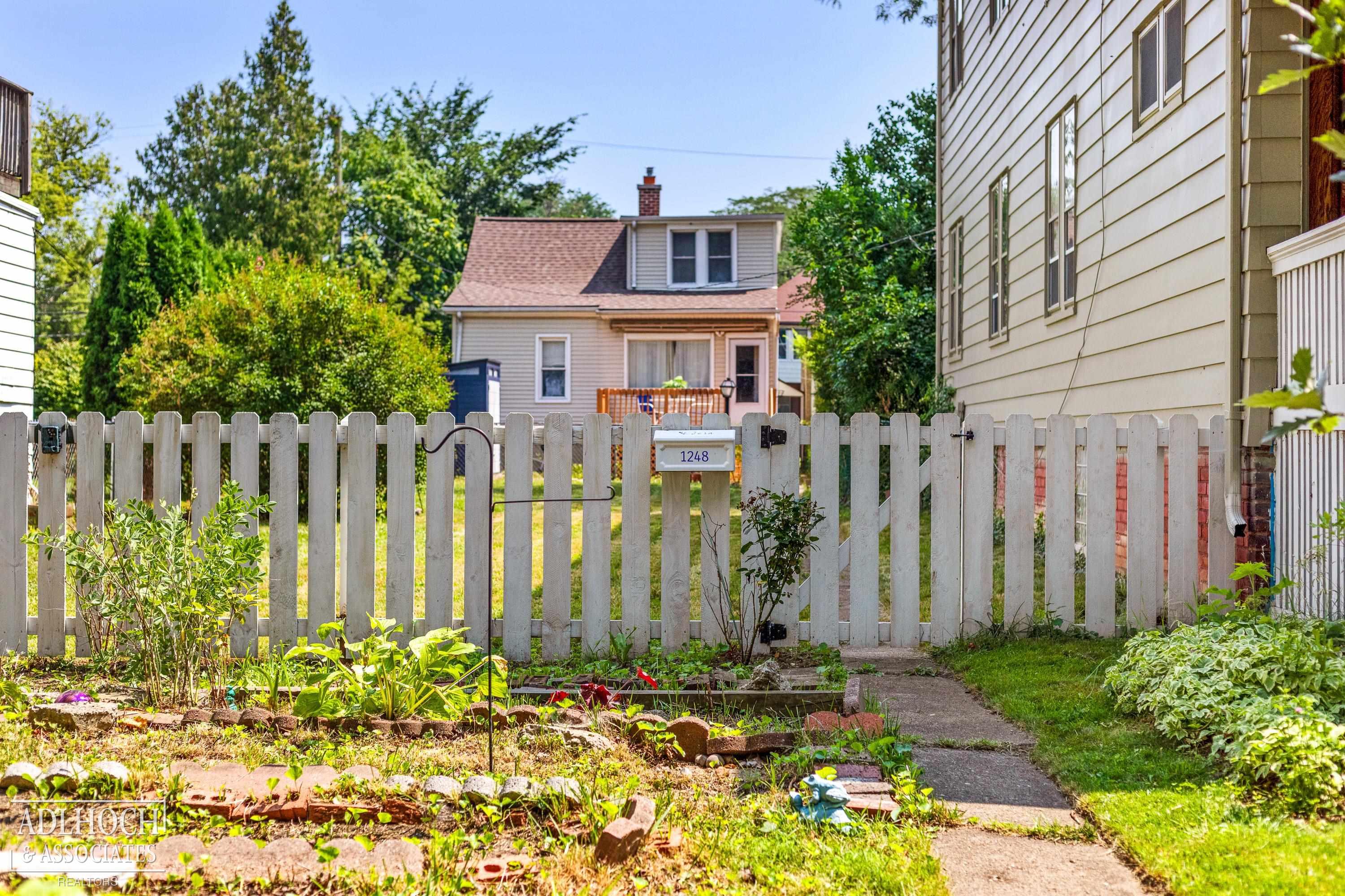 1248 Maryland