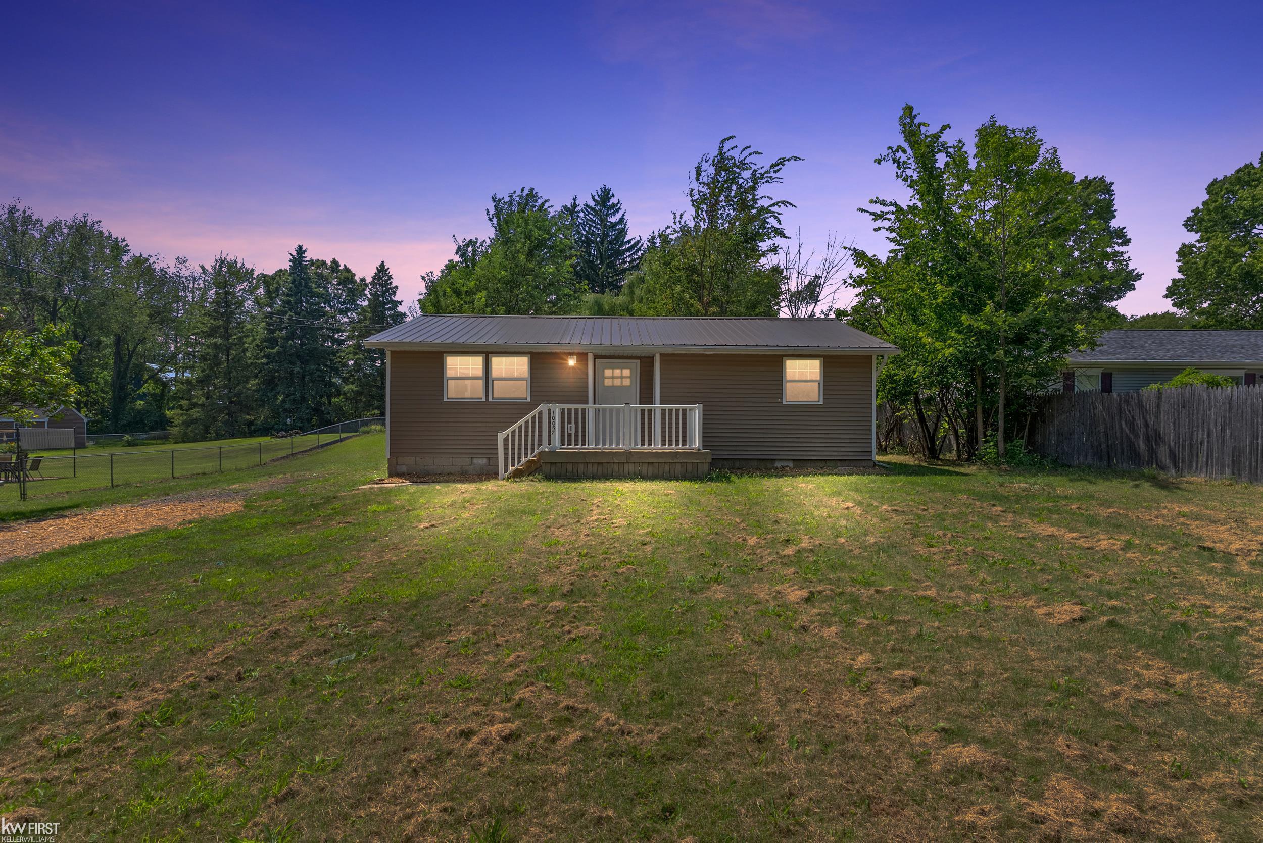 Homes for sale in Tyrone Township Livingston, MI | 10057 Nimphie Rd, Tyrone Township Livingston, MI 48430 | MLS# 5050183125