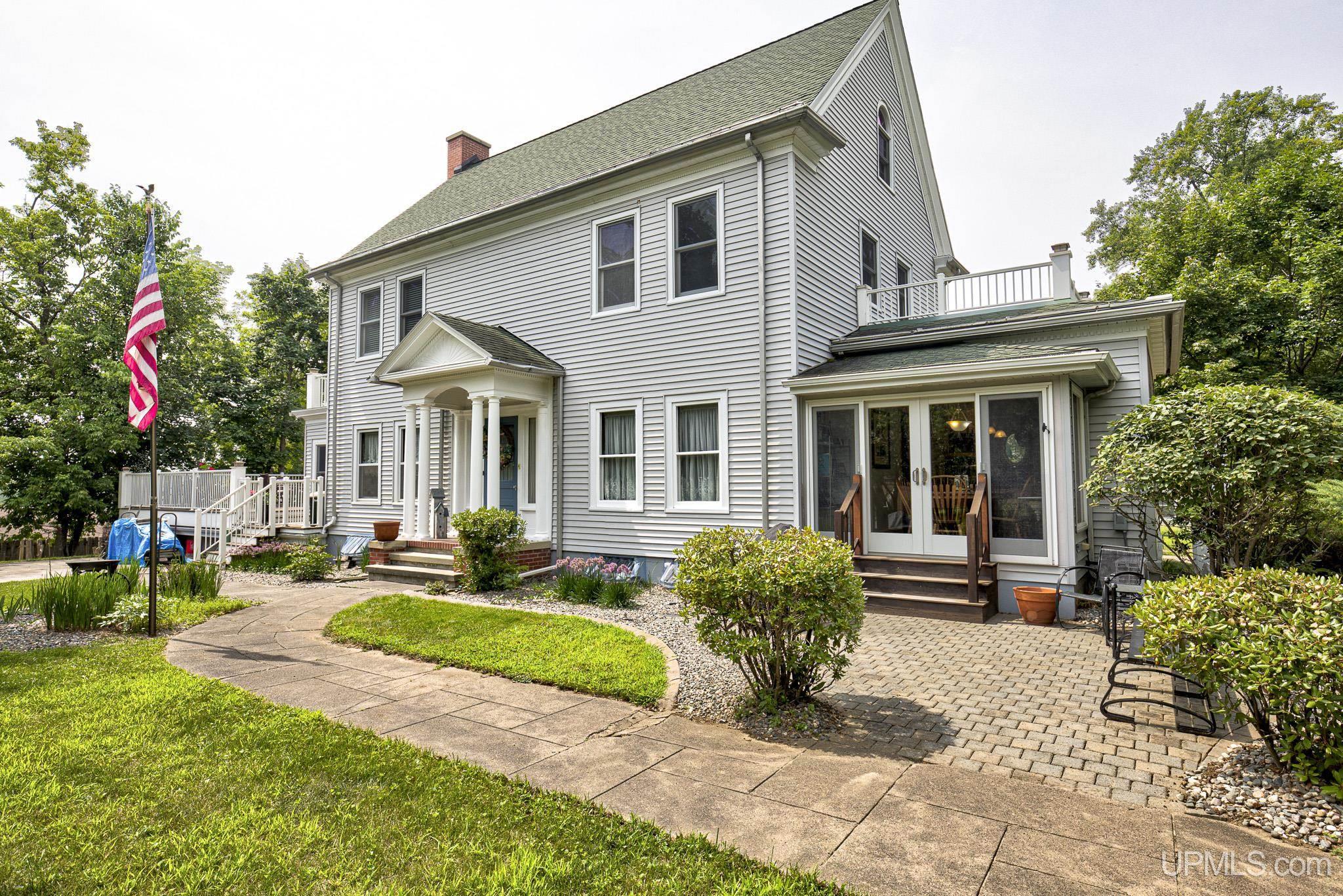 Iron Mountain Real Estate - Homes for Sale
