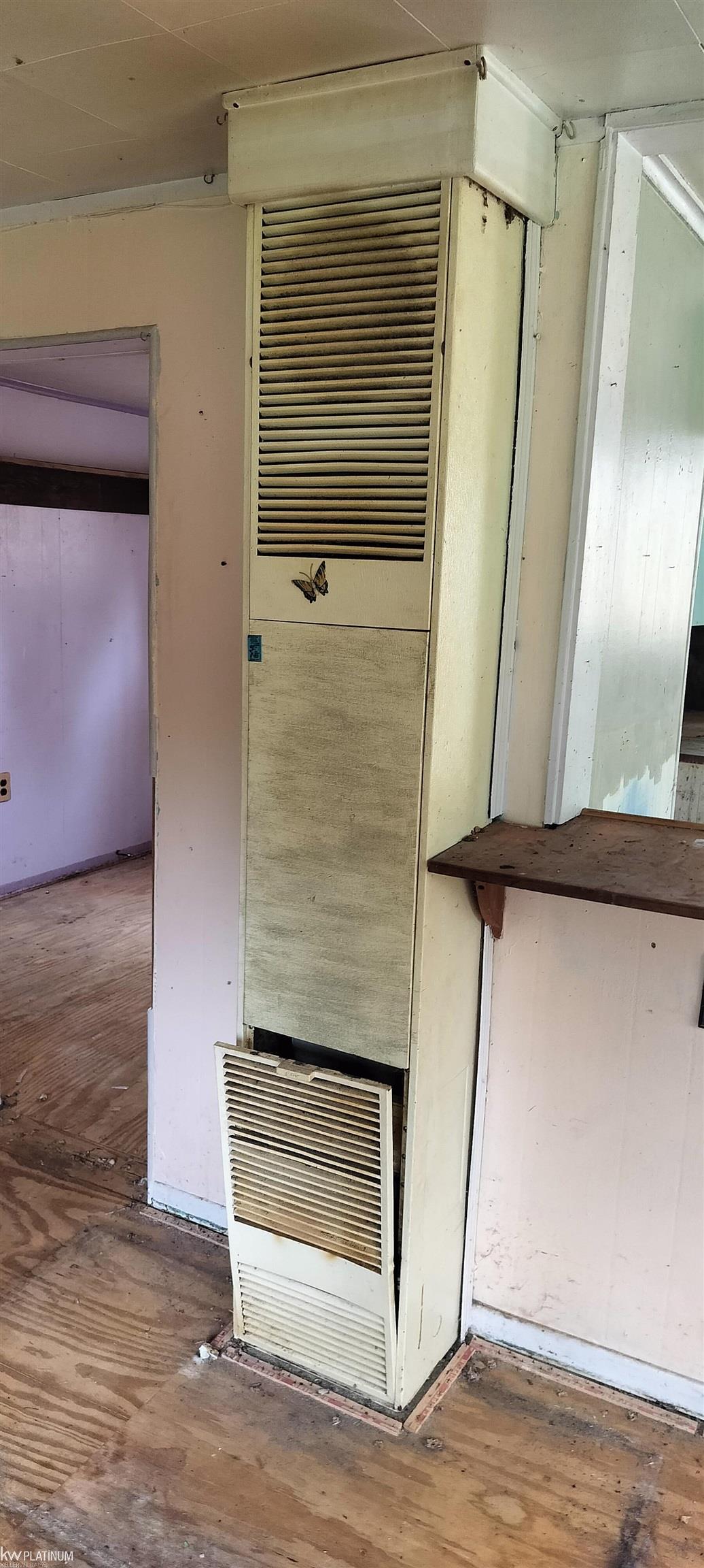 Homes for sale in Port Huron Charter Township St Clair, MI | 2863 Beach Rd, Port Huron Charter Township St Clair, MI 48060 | MLS# 58050185640