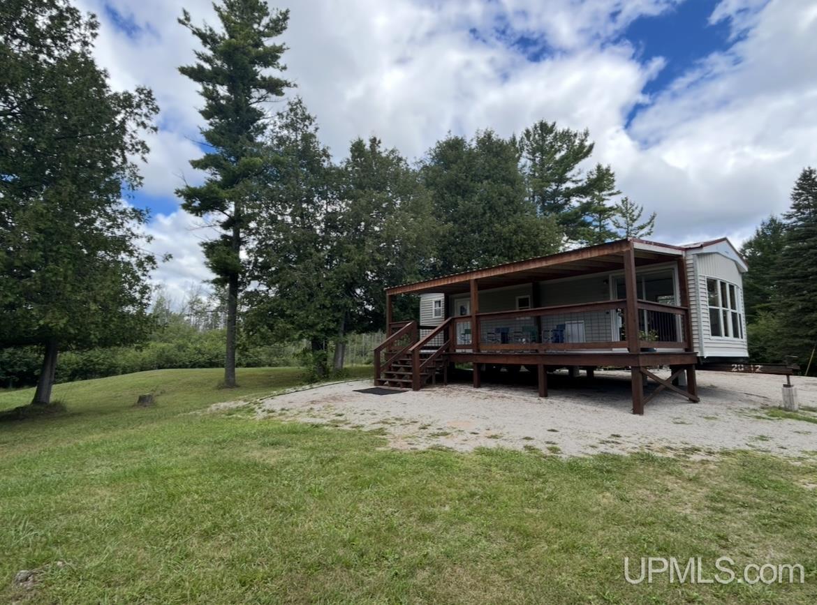 10645 N Main St Road - Real estate property