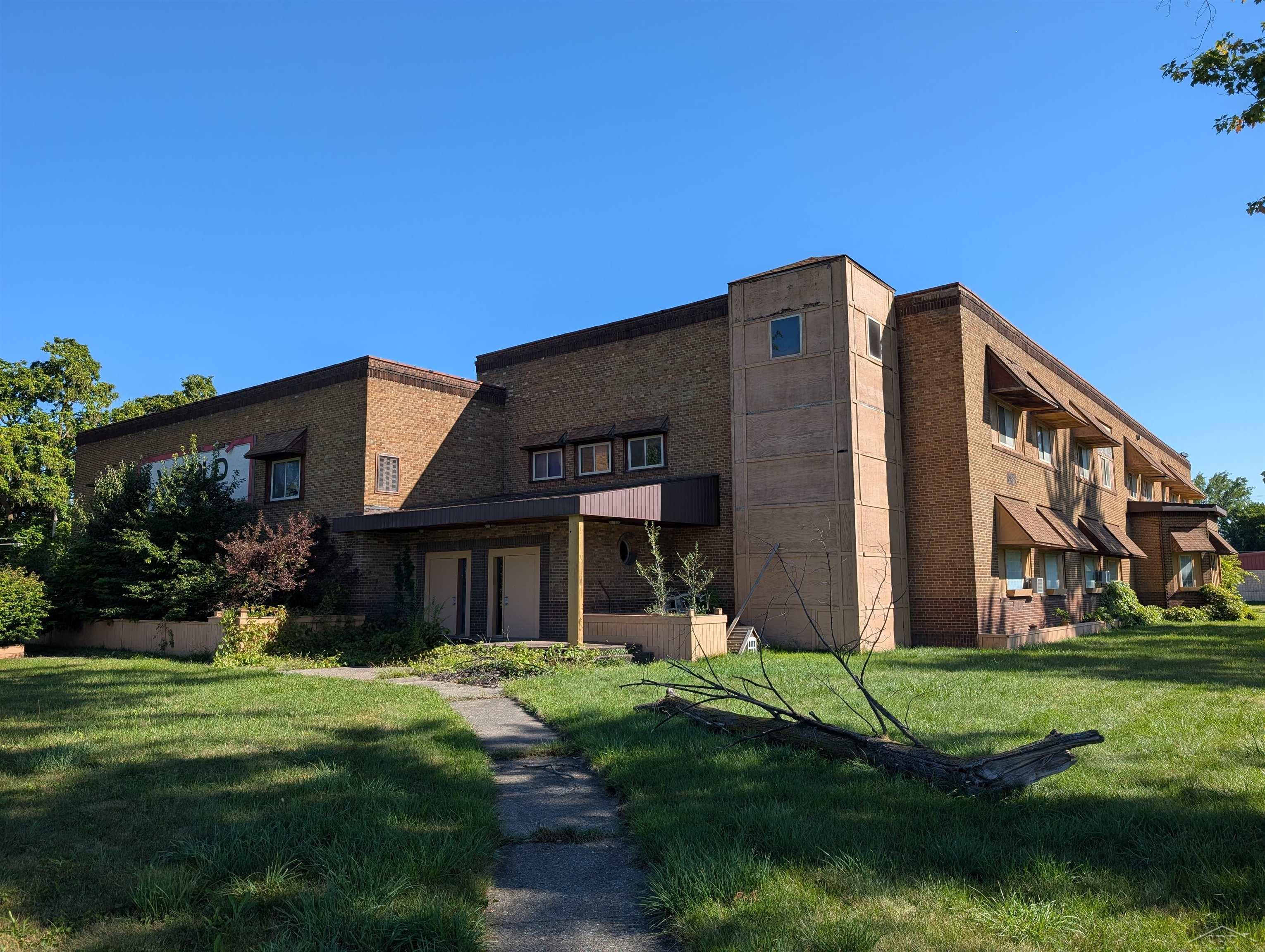 7079 Lakeshore Road, Lakeport, MI, 48059 1939