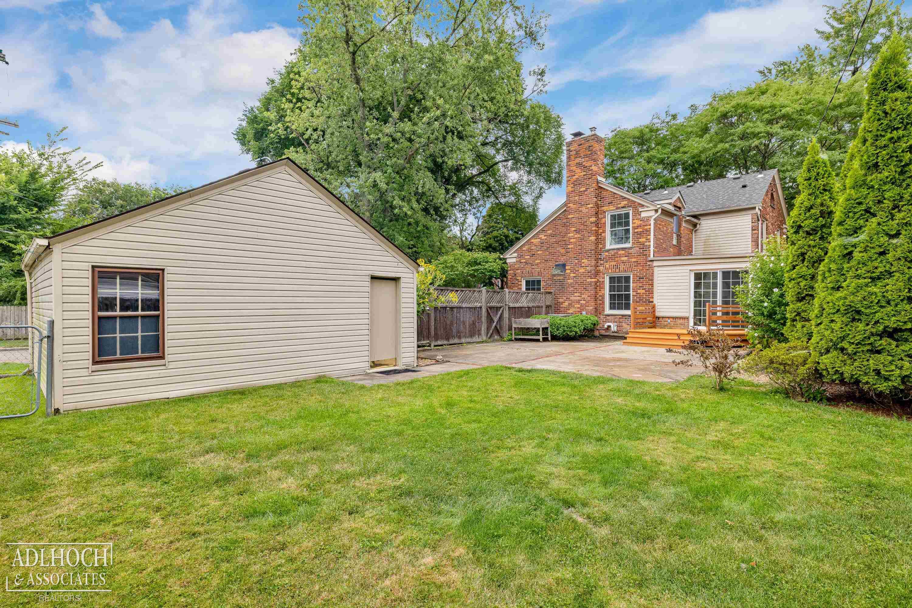 380 Merriweather
