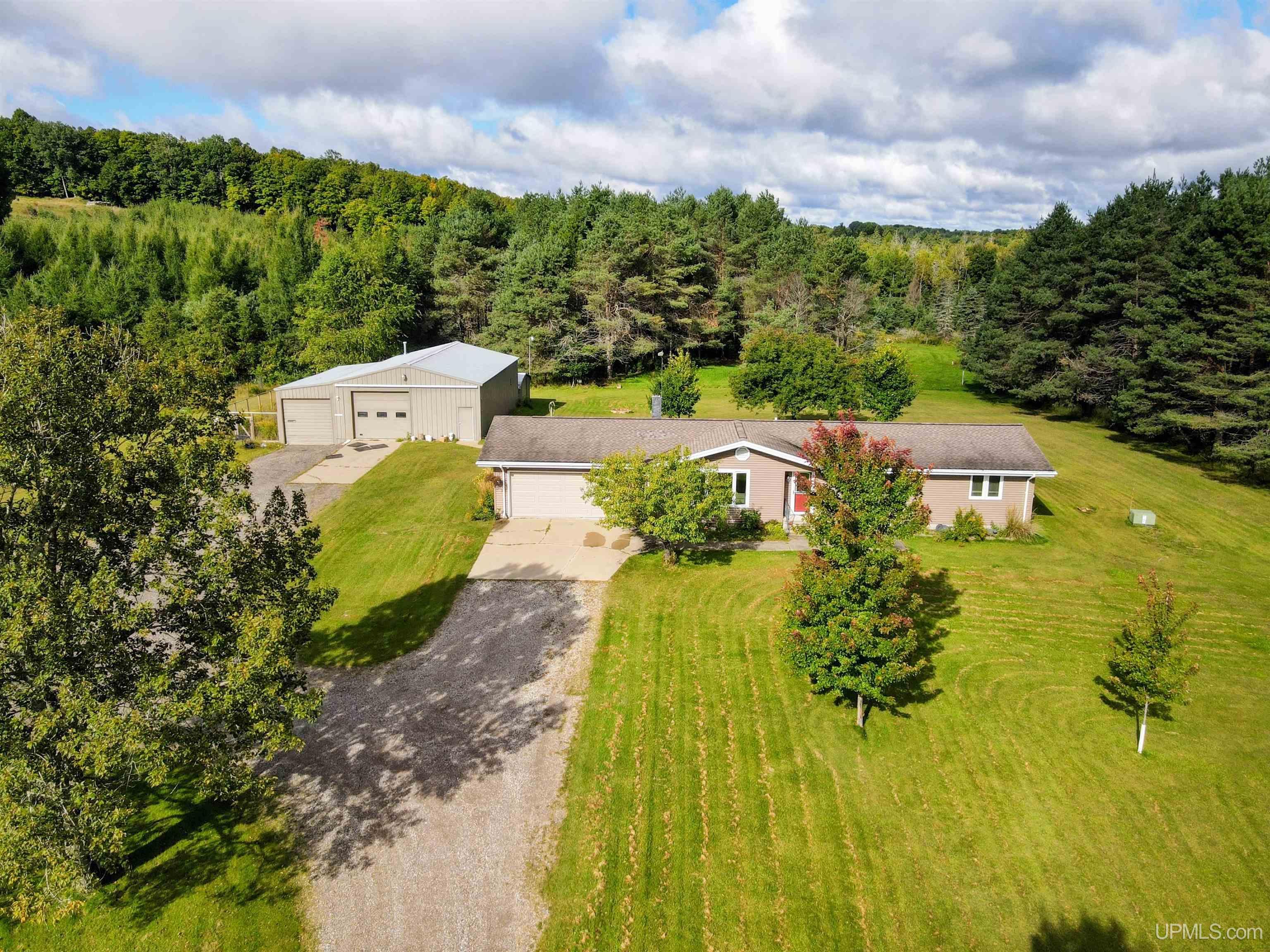 N3700 N Motts Landing Drive