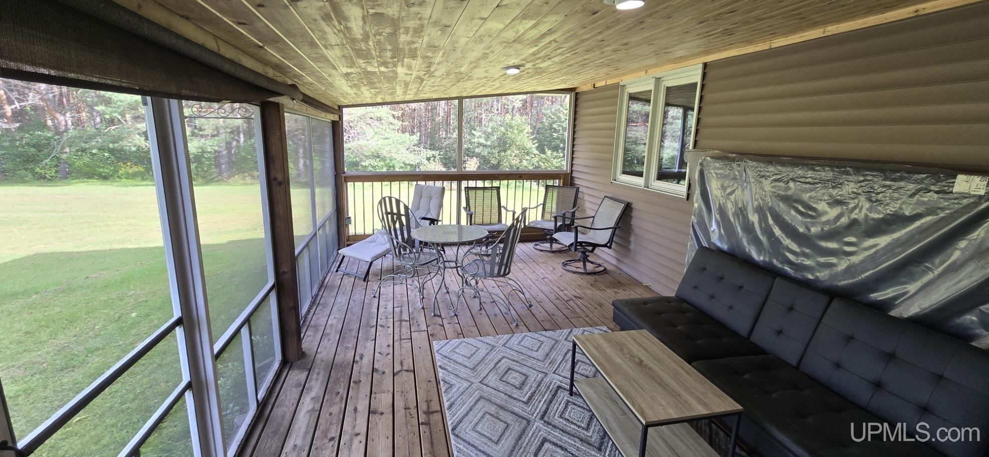 N3700 N Motts Landing Drive