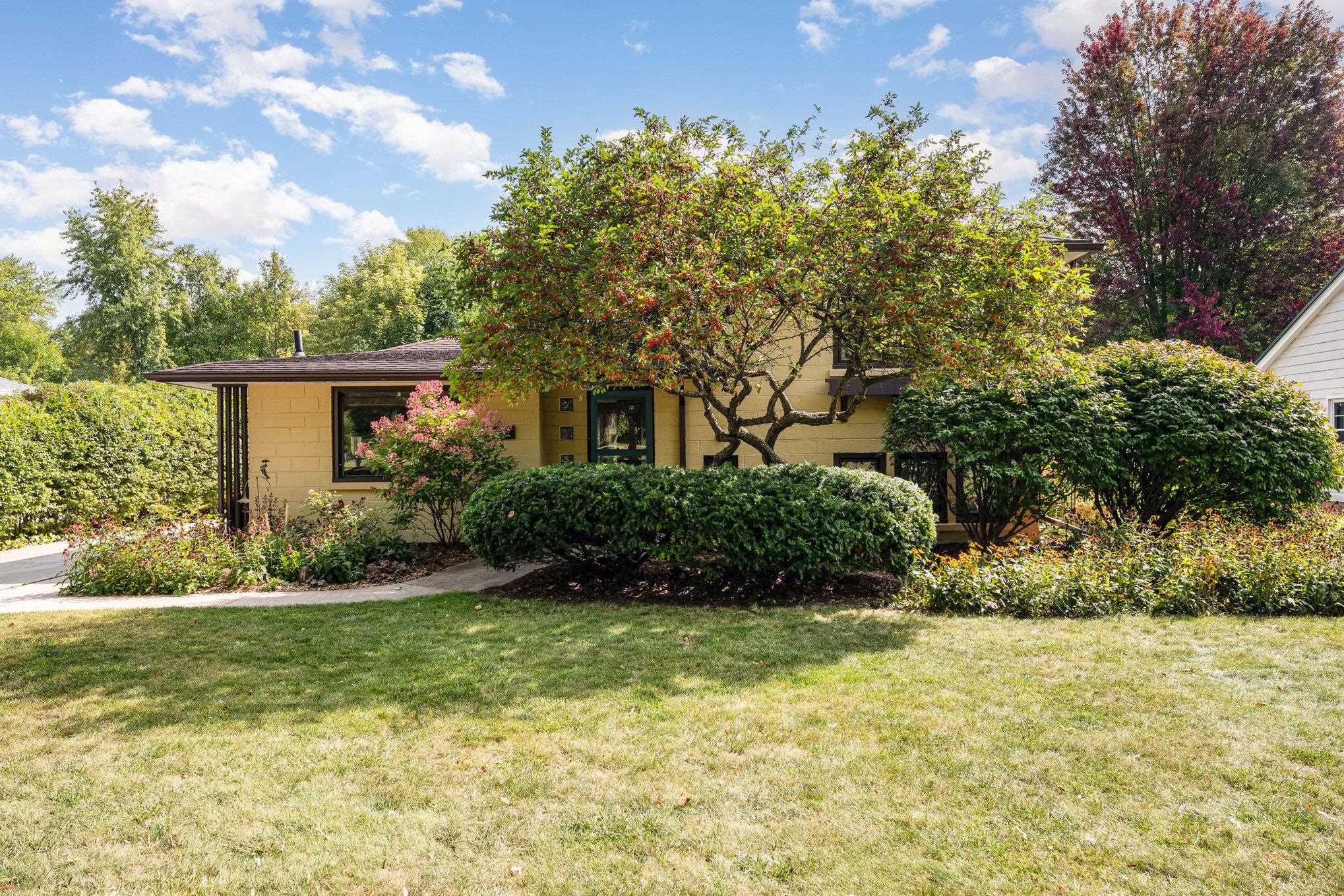 1916 NOESKE MIDLAND MI 48640 MIDLAND REALTORS COM
