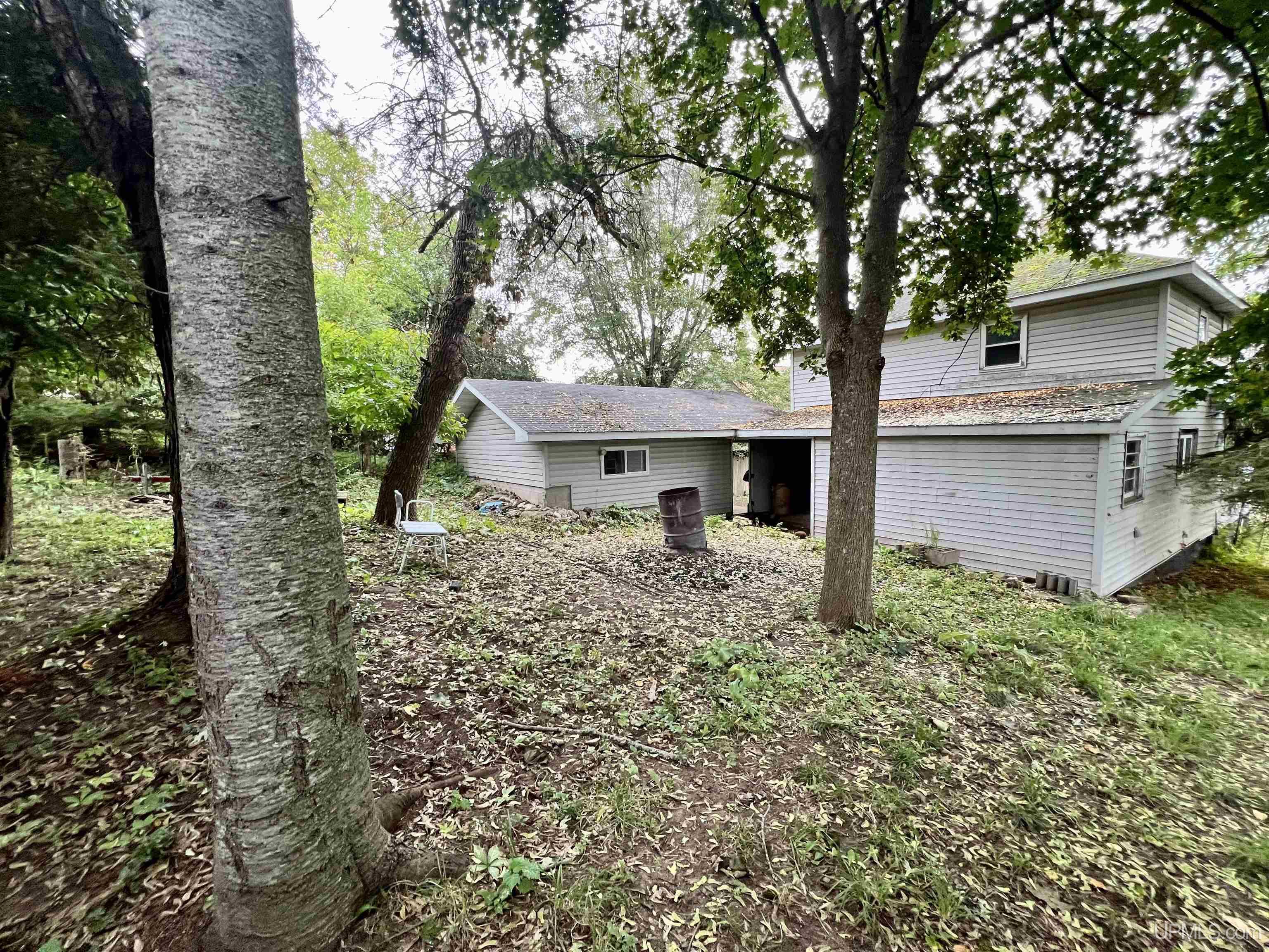 712 N Milwaukee Avenue