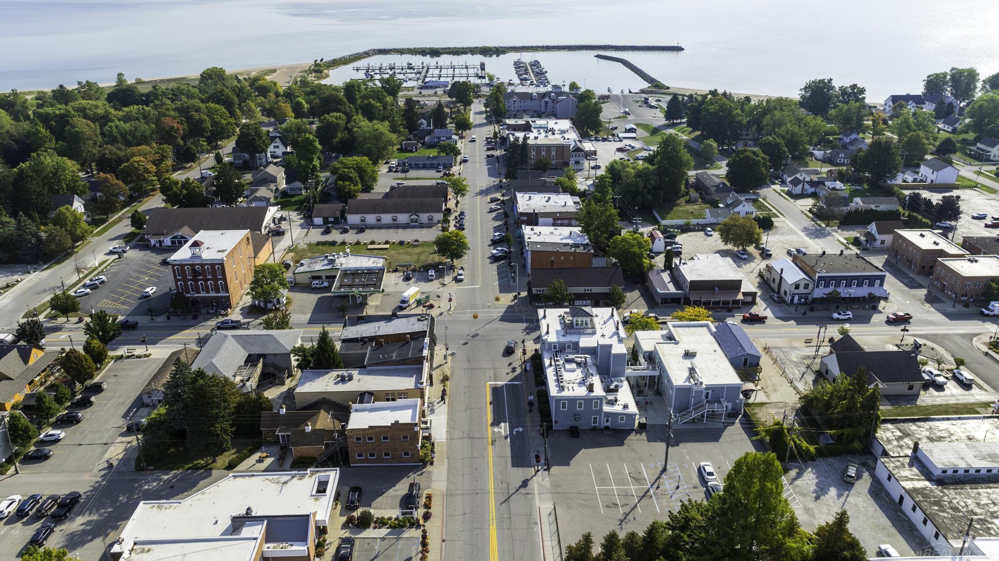 5520 Main Street, Lexington, MI, 48450