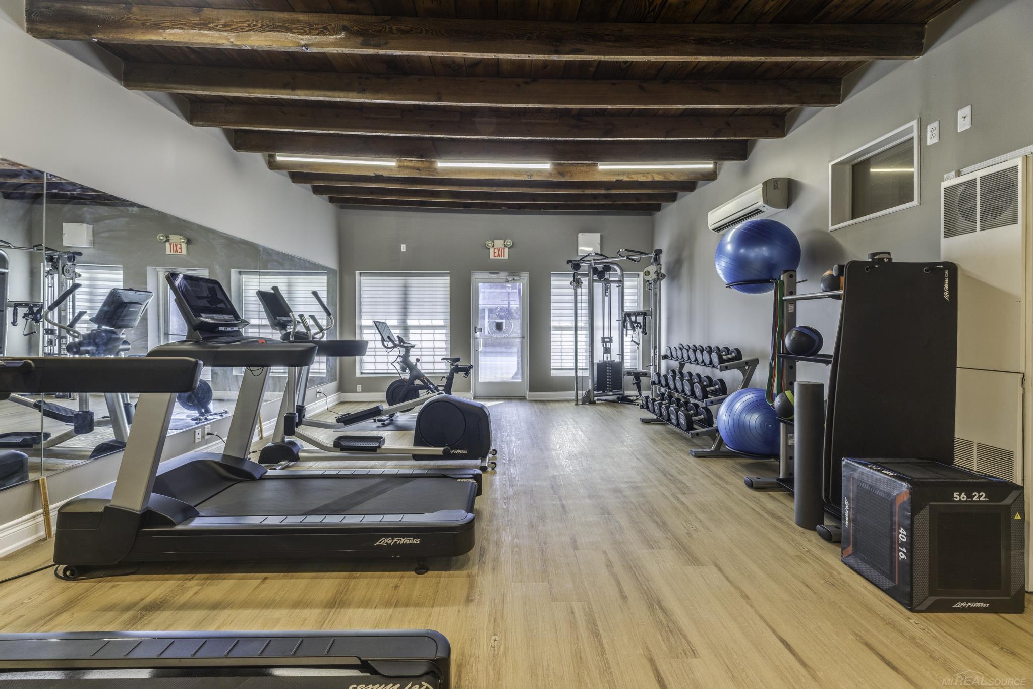 5520 Main Street, Lexington, MI, 48450