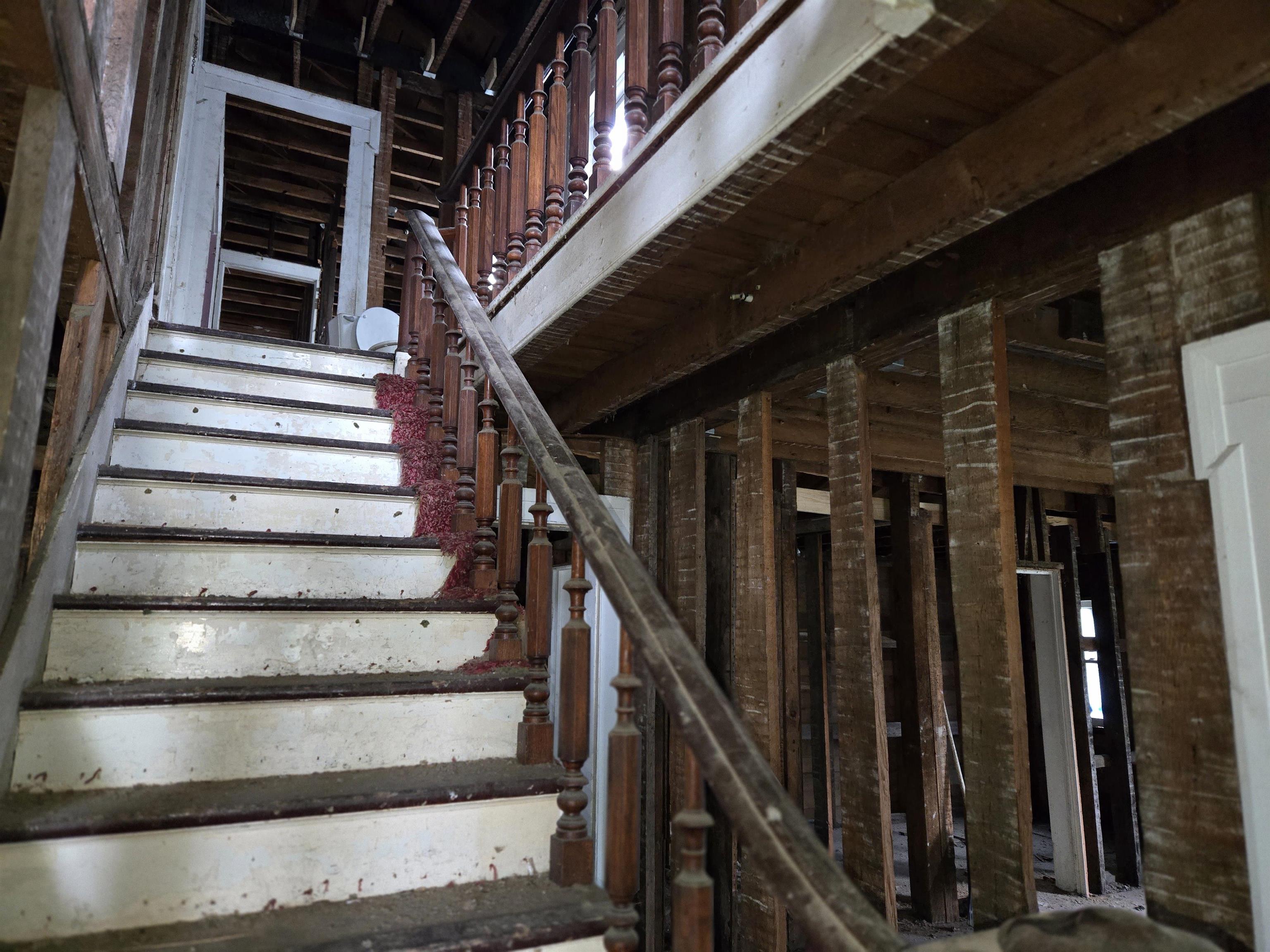 339 N Main Street photo 8