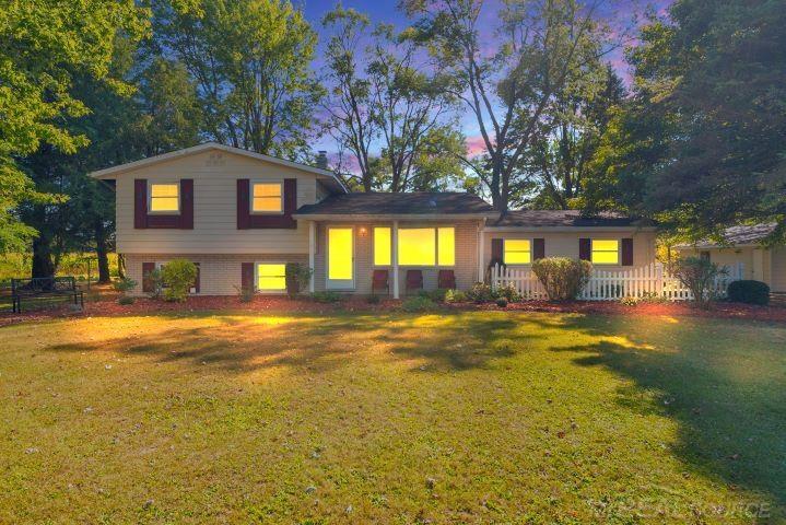 4204 Peck Road, Croswell, MI, 48422