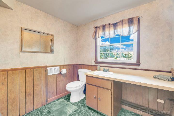 4204 Peck Road, Croswell, MI, 48422