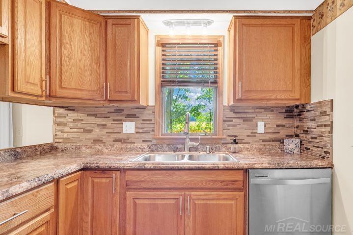 4204 Peck Road, Croswell, MI, 48422