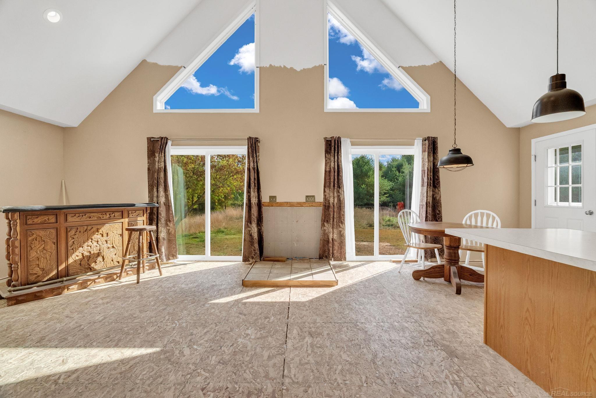 6136 Burns Line Road, Croswell, MI, 48422