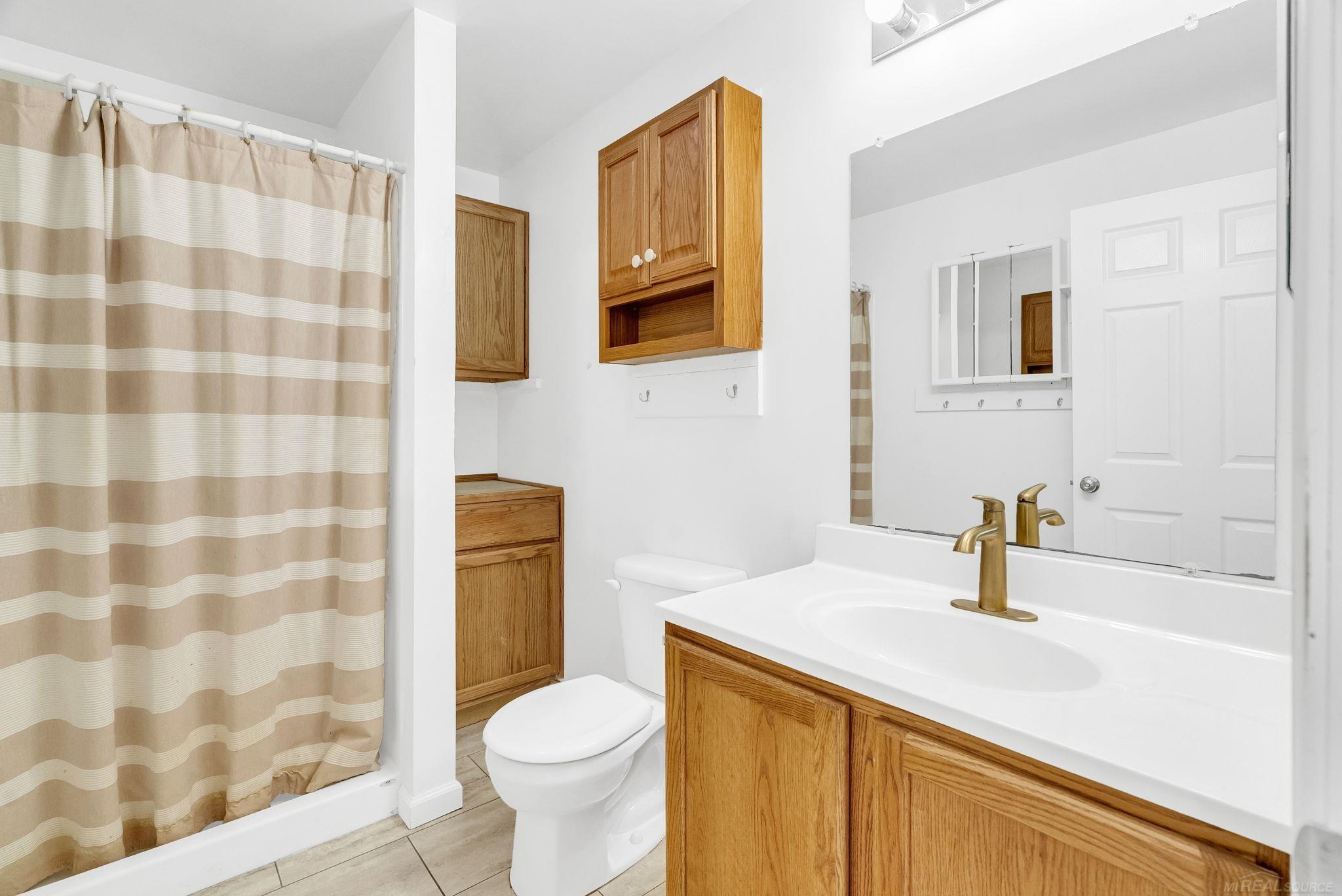 6136 Burns Line Road, Croswell, MI, 48422