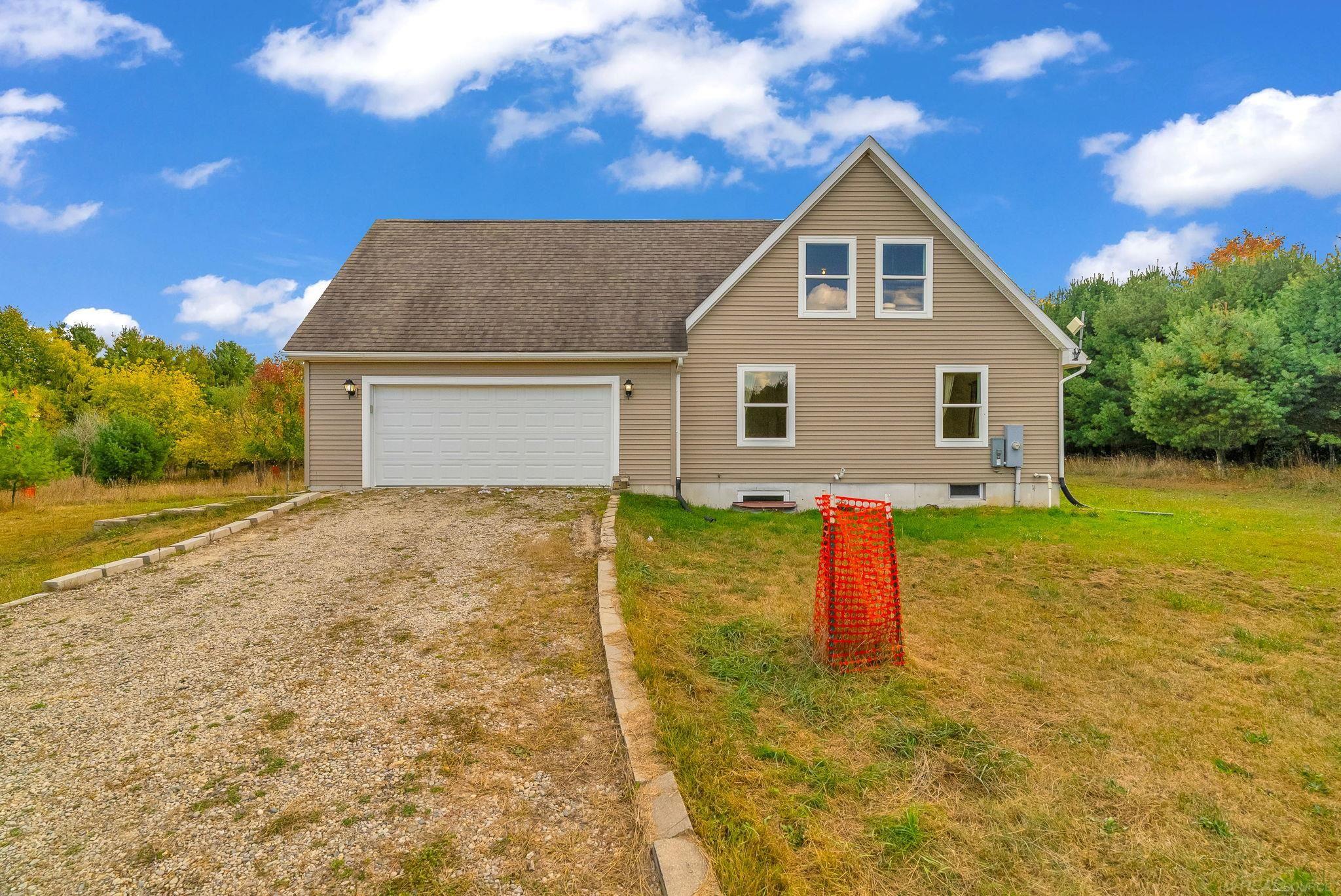 6136 Burns Line Road, Croswell, MI, 48422