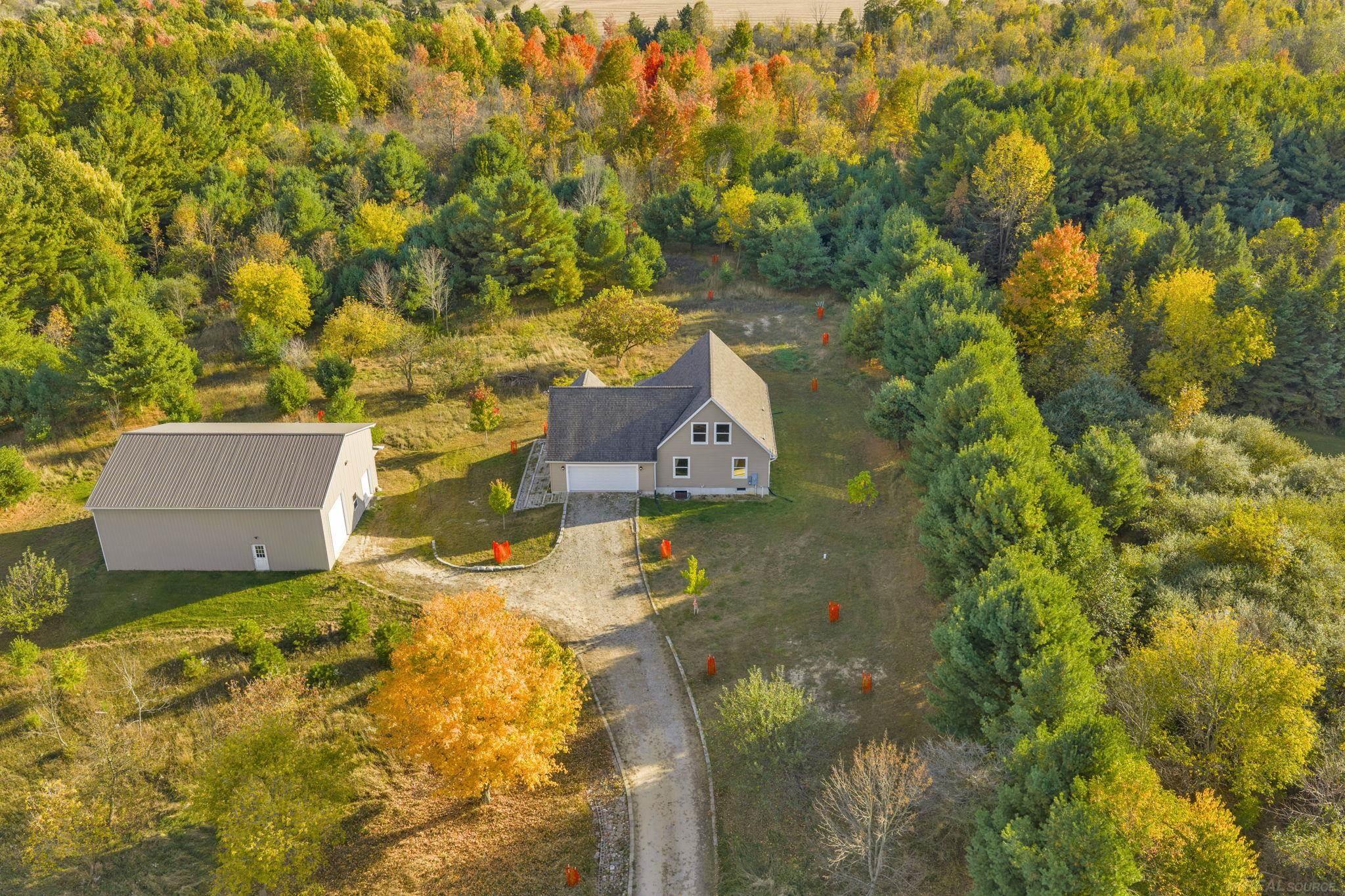 6136 Burns Line Road, Croswell, MI, 48422