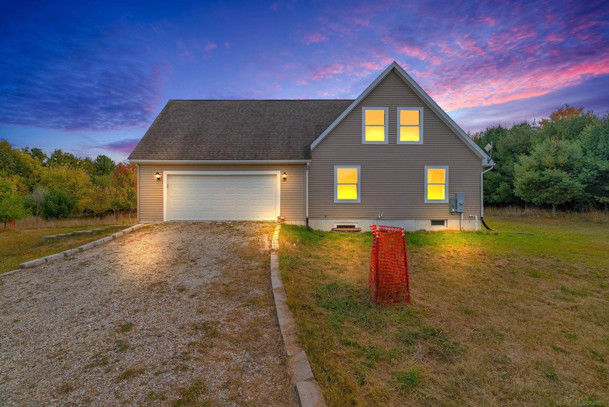 6136 Burns Line Road, Croswell, MI, 48422