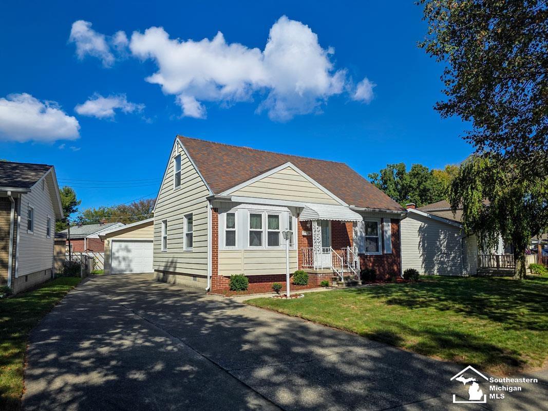 Homes for sale in Monroe City Monroe, MI | 954 Jefferson Ct, Monroe City Monroe, MI 48161 | MLS# 57050190929