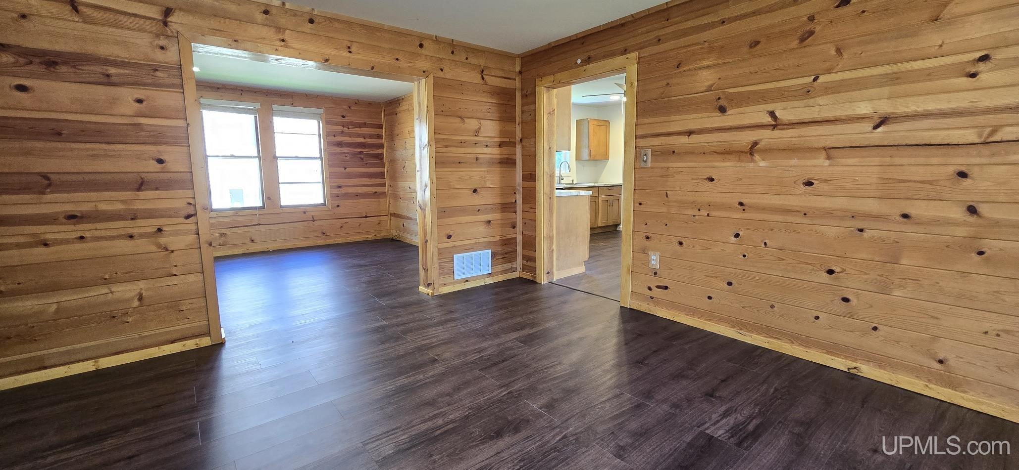 601 E Margaret Street