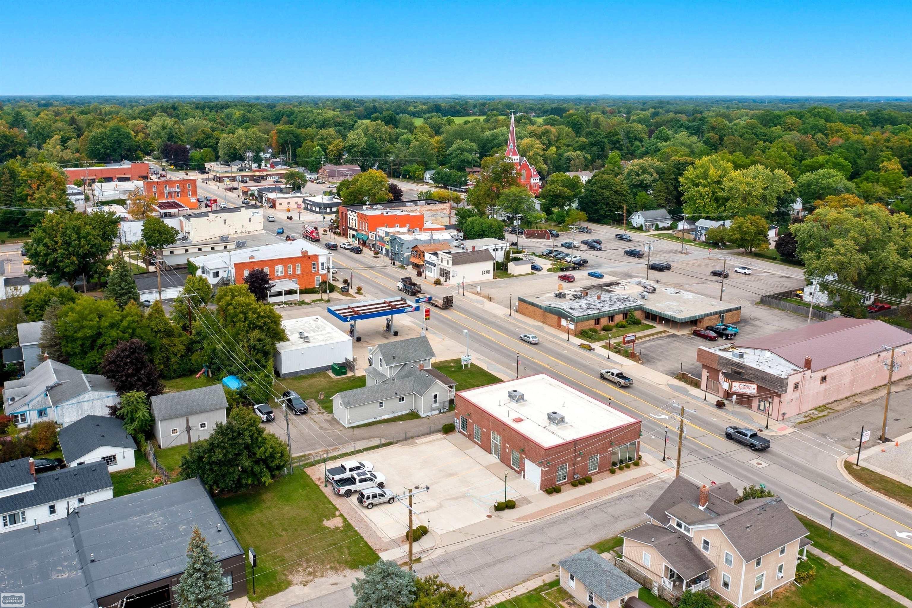 218 S Main Street photo 6