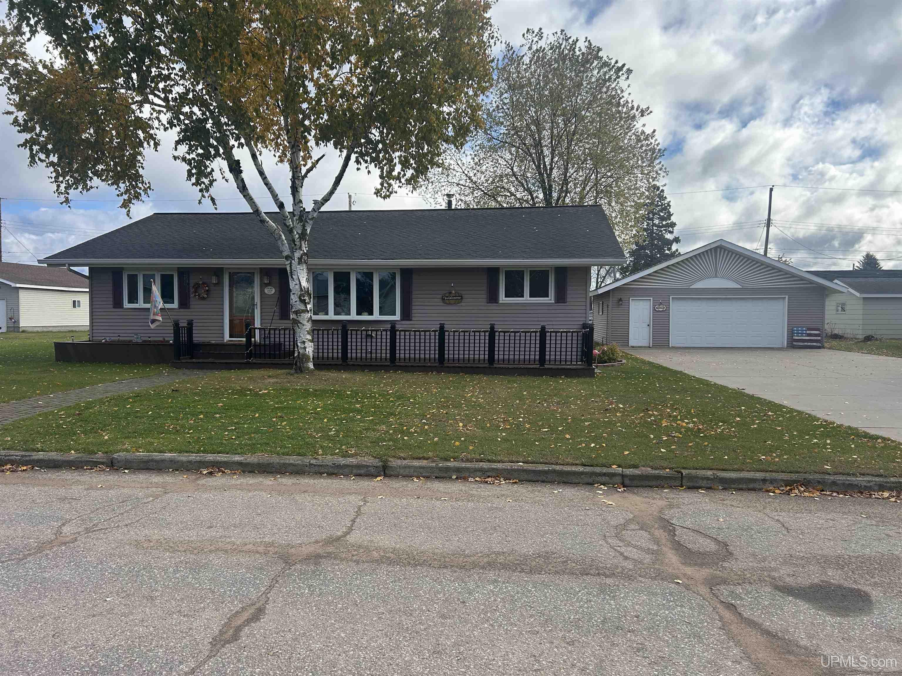 3 bedroom single family in Escanaba, Michigan