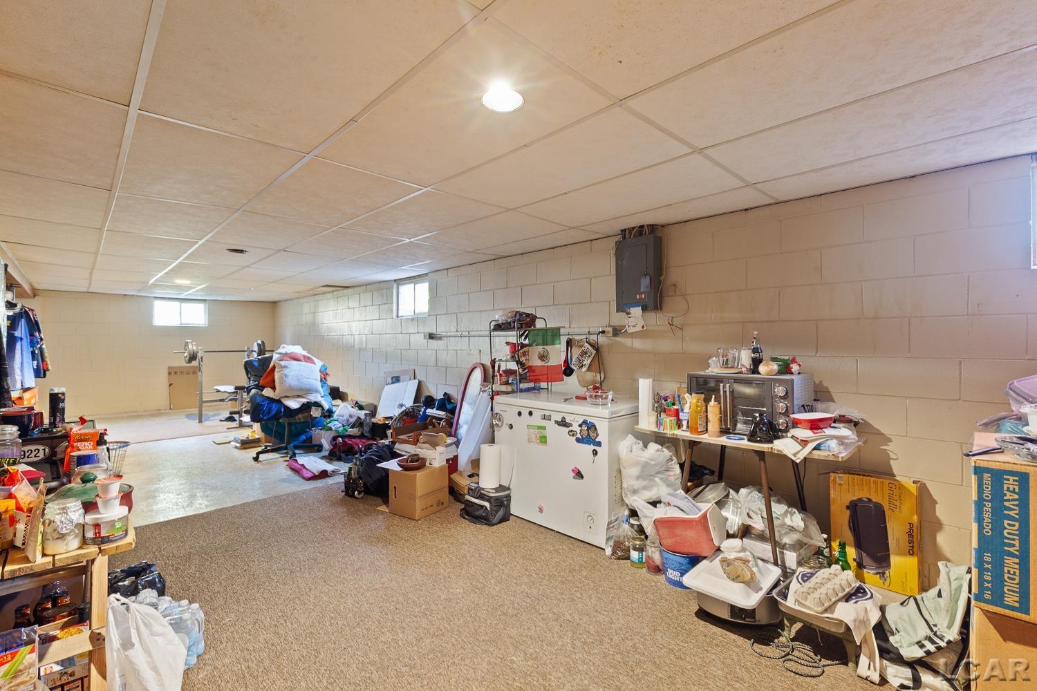 110 E South Street, Adrian, MI, 49221