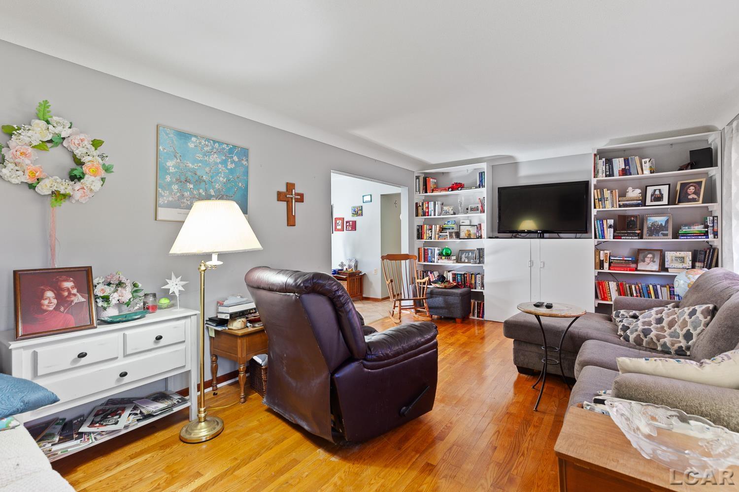 110 E South Street, Adrian, MI, 49221