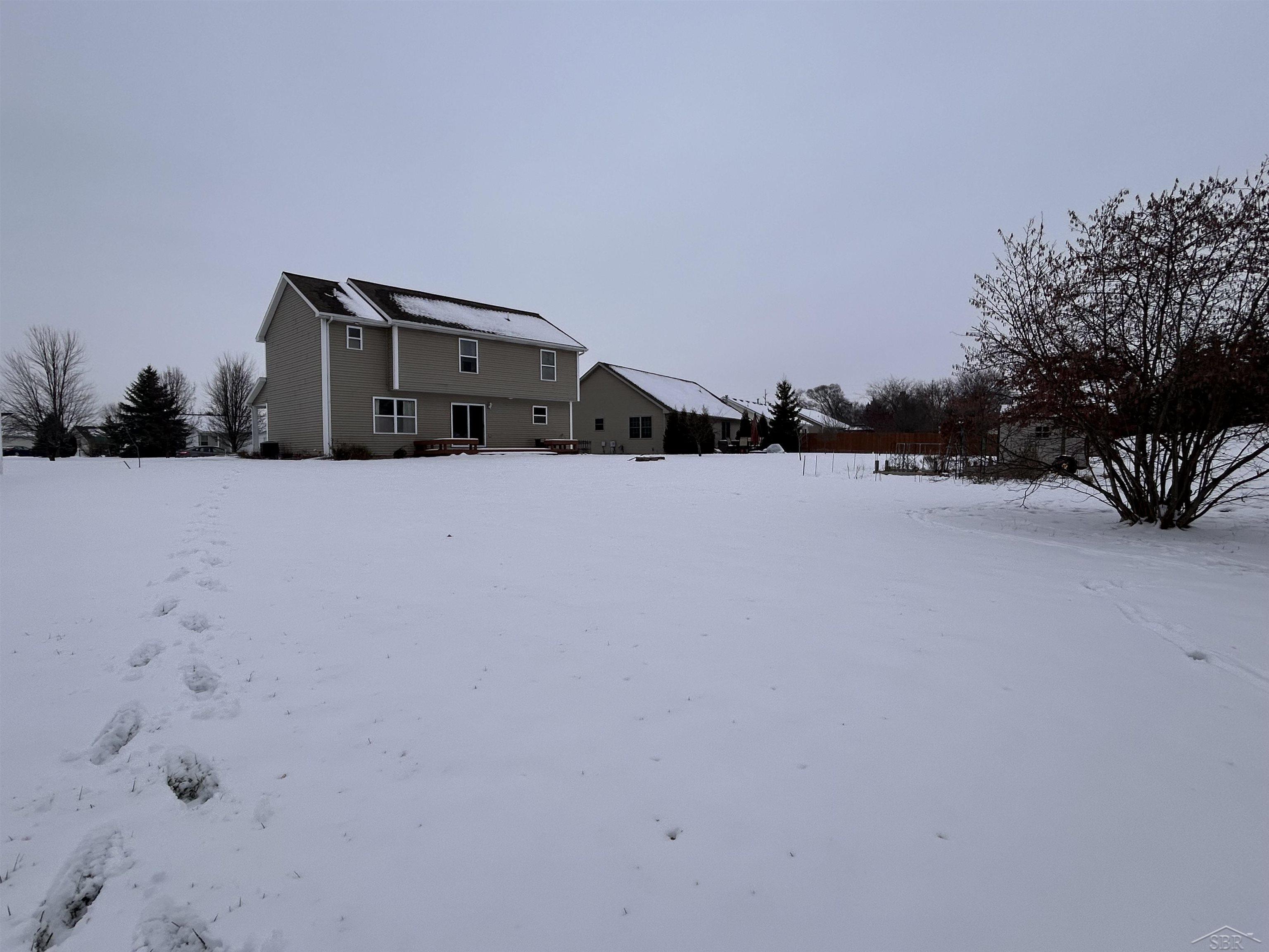 Homes for sale in Freeland, MI | 10123 Hawk Dr, Freeland, MI 48623 | MLS# 50192837