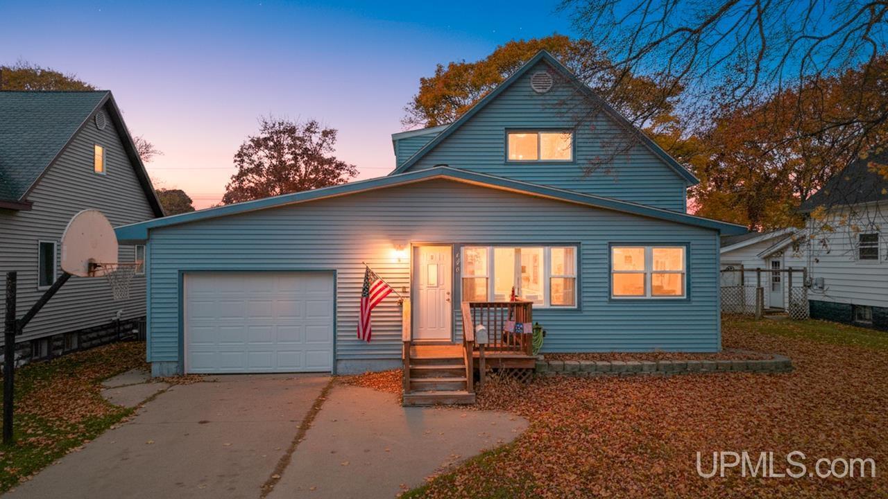 3 bedroom single family in Escanaba, Michigan