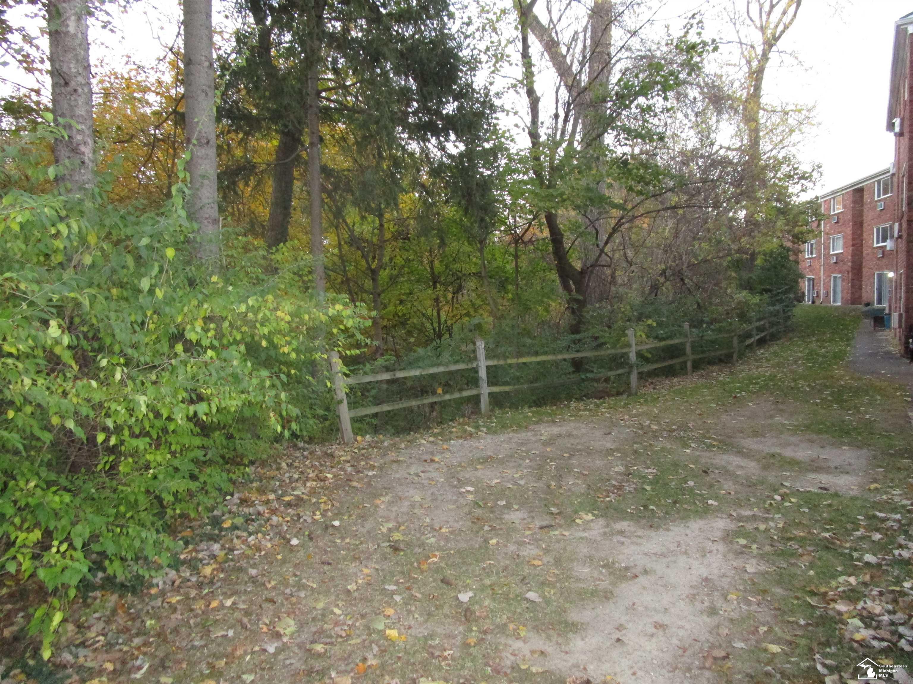 Homes for sale in Farmington City Oakland, MI | 31831 Grand River Ave, Farmington City Oakland, MI 48336 | MLS# 57050193547