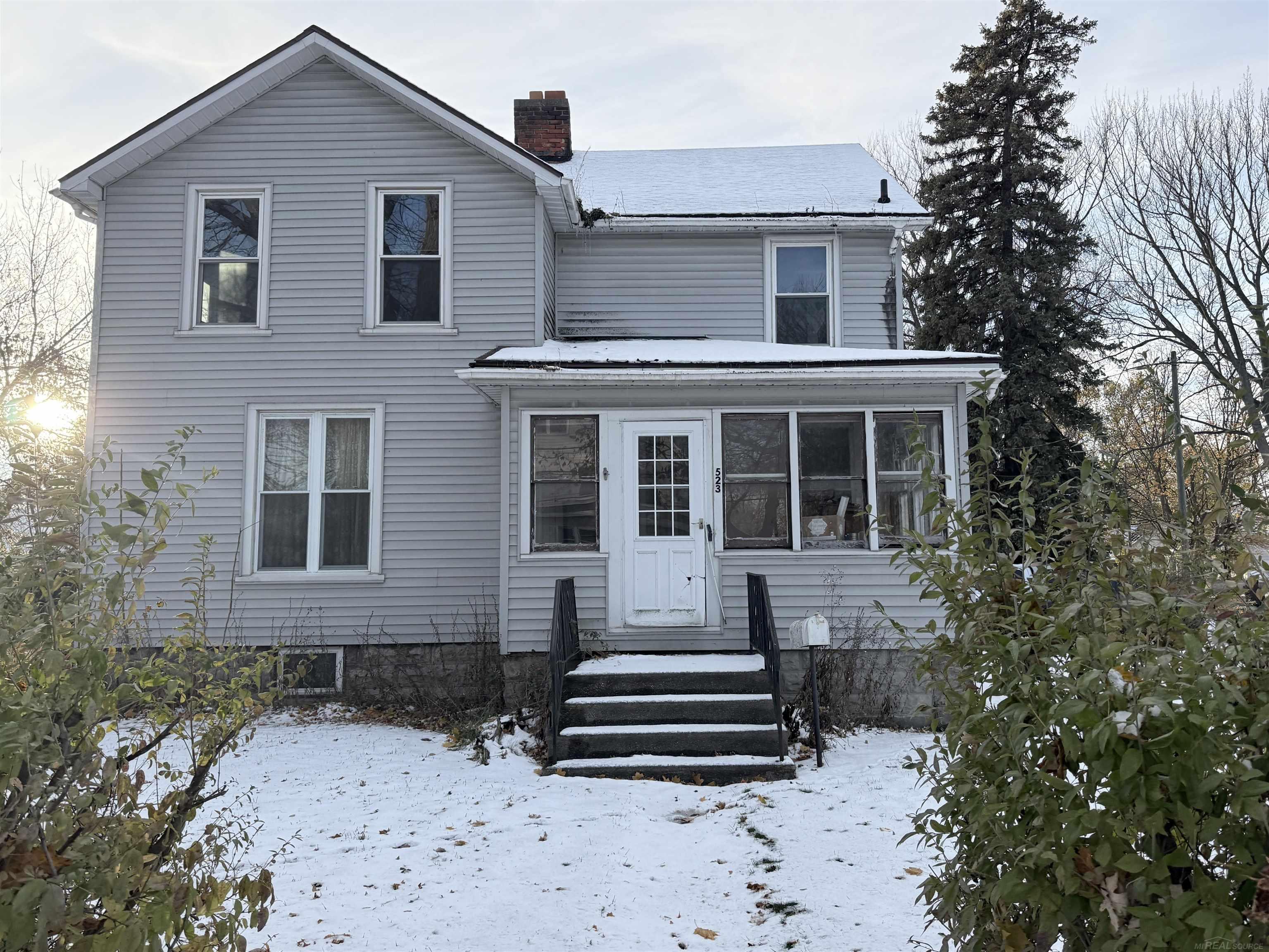 Homes for sale in Bay City City Bay, MI | 523 N Trumbull St, Bay City City Bay, MI 48708 | MLS# 58050194212