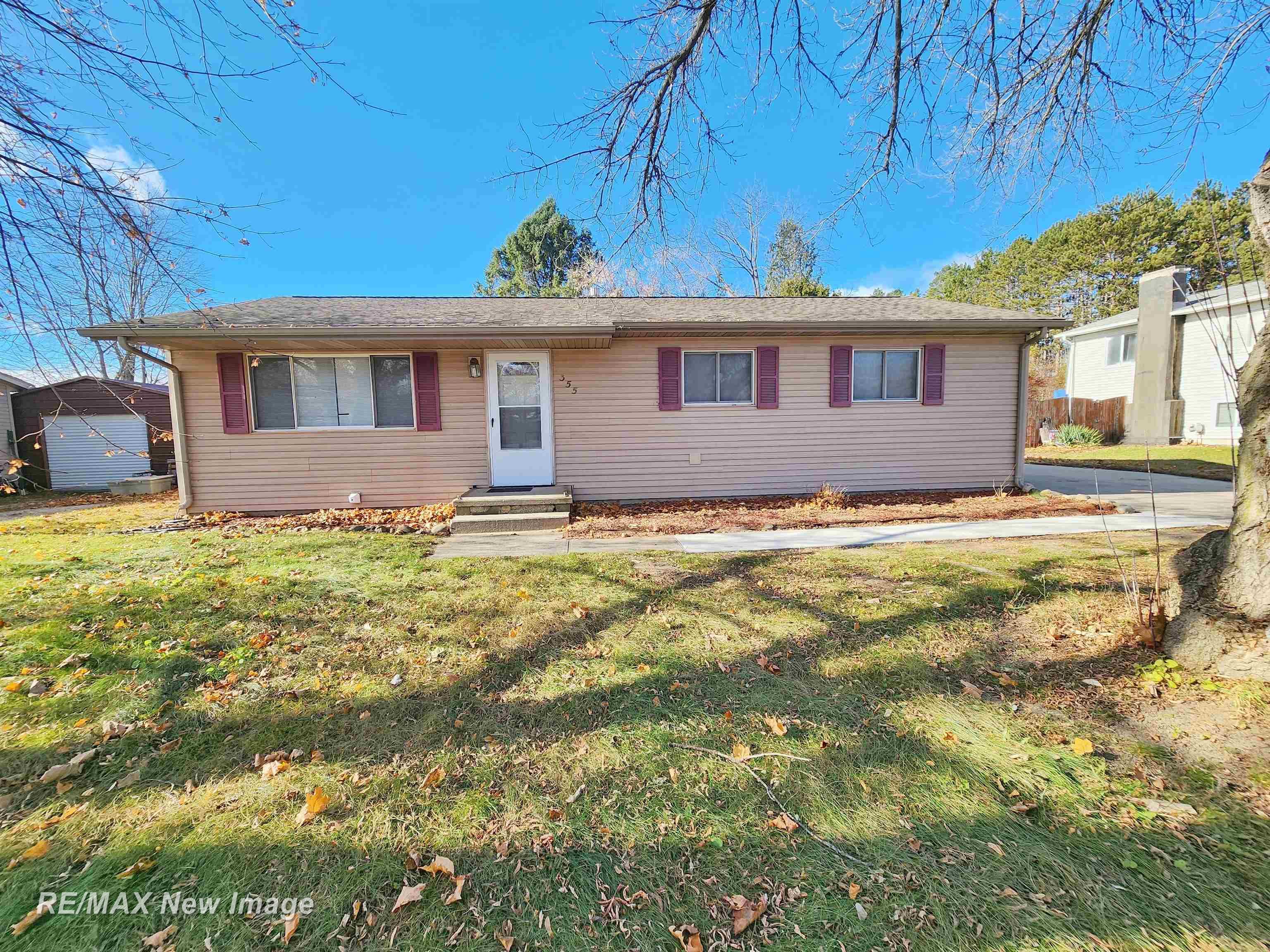 Homes for sale in Pinconning City Bay, MI | 355 N Water St, Pinconning City Bay, MI 48650 | MLS# 61050194778