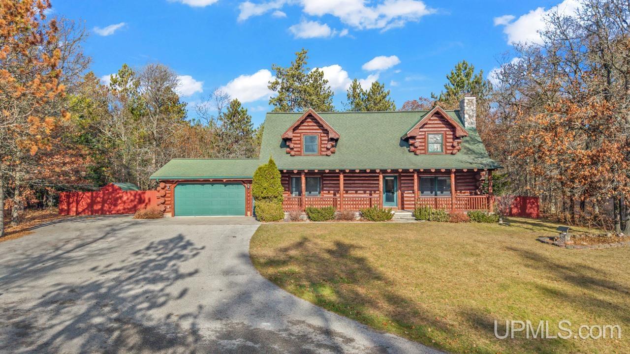 4 bedroom single family in Rapid River, Michigan