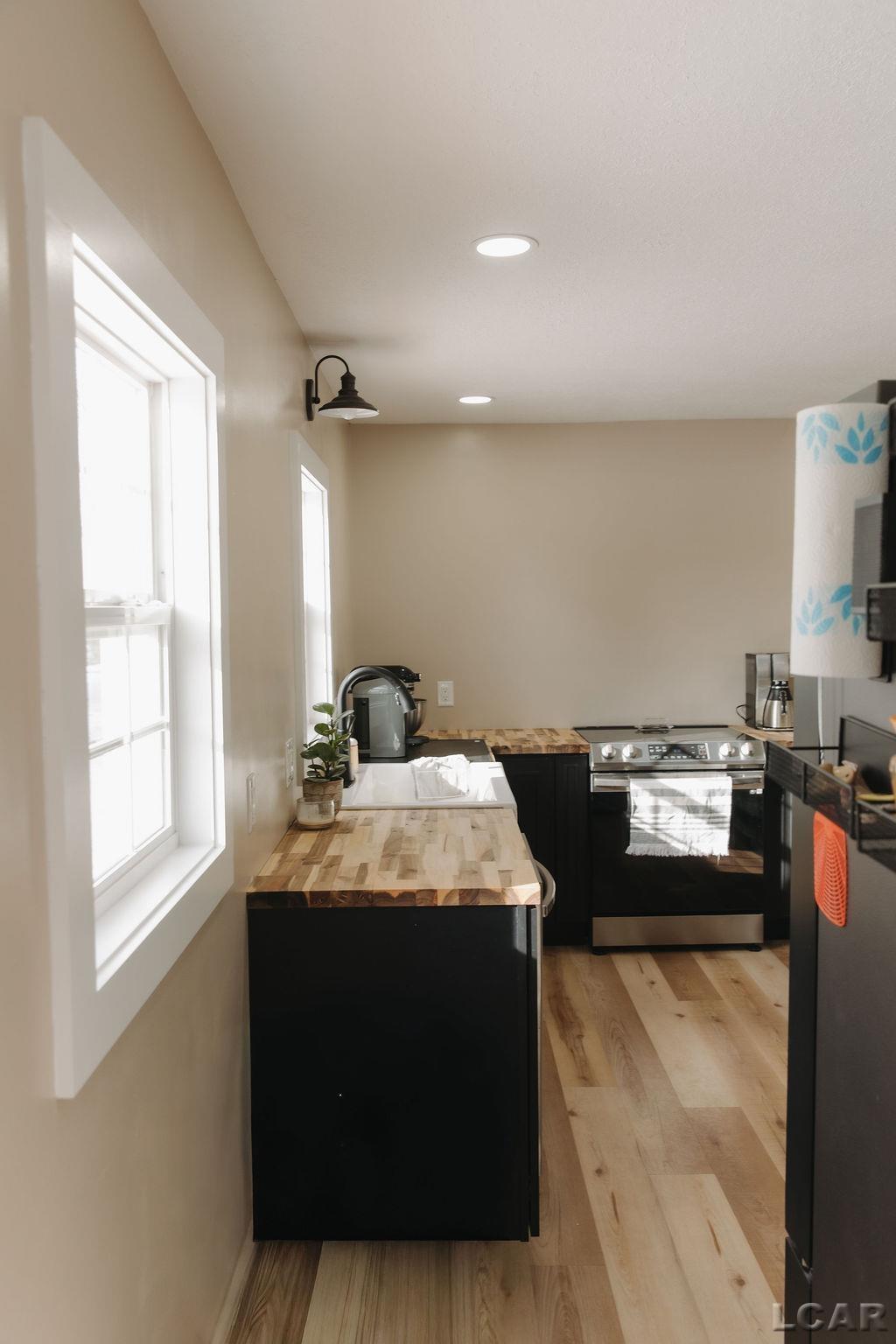 2281 Fairview Drive, Adrian, MI, 49221