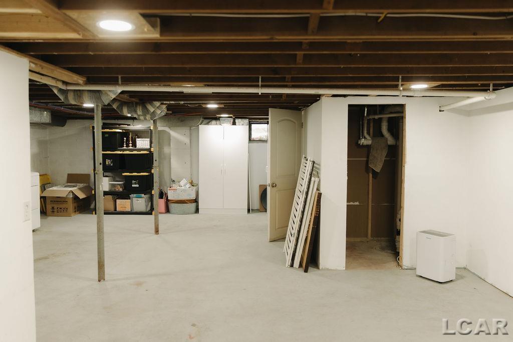 2281 Fairview Drive, Adrian, MI, 49221