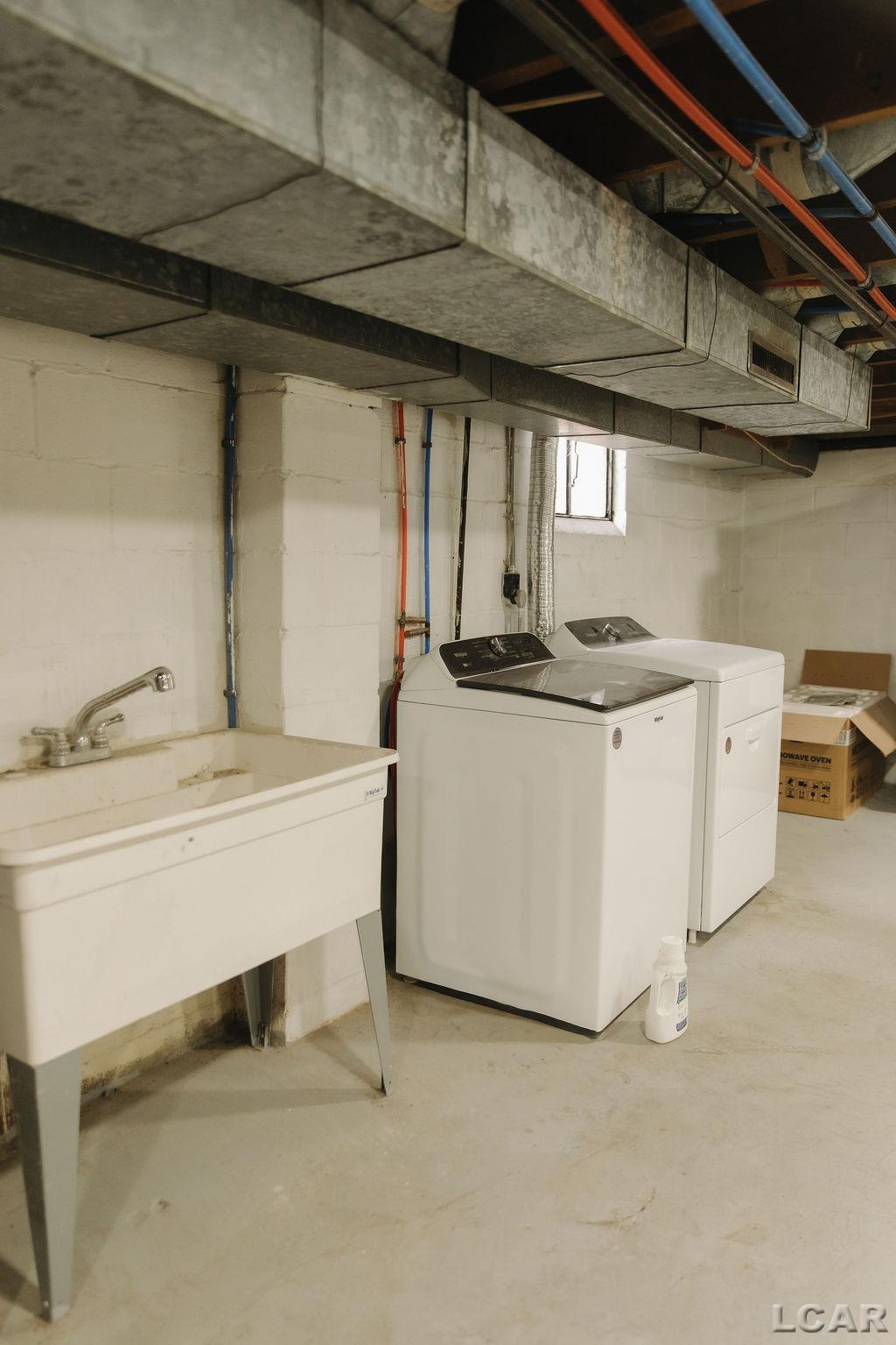 2281 Fairview Drive, Adrian, MI, 49221