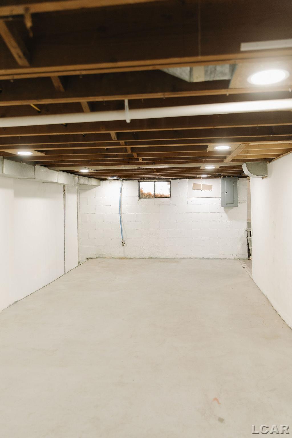 2281 Fairview Drive, Adrian, MI, 49221