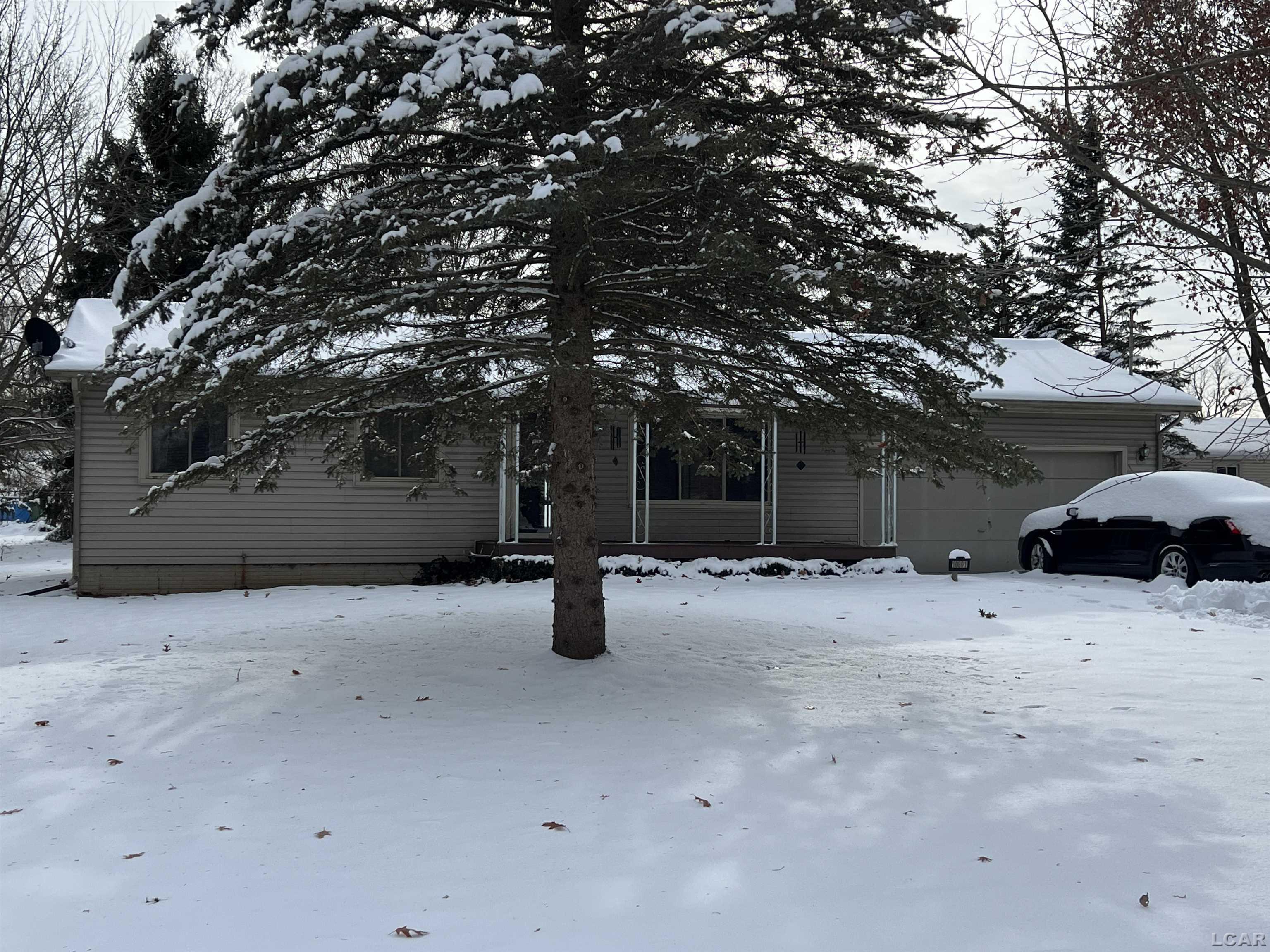 2281 Fairview Drive, Adrian, MI, 49221