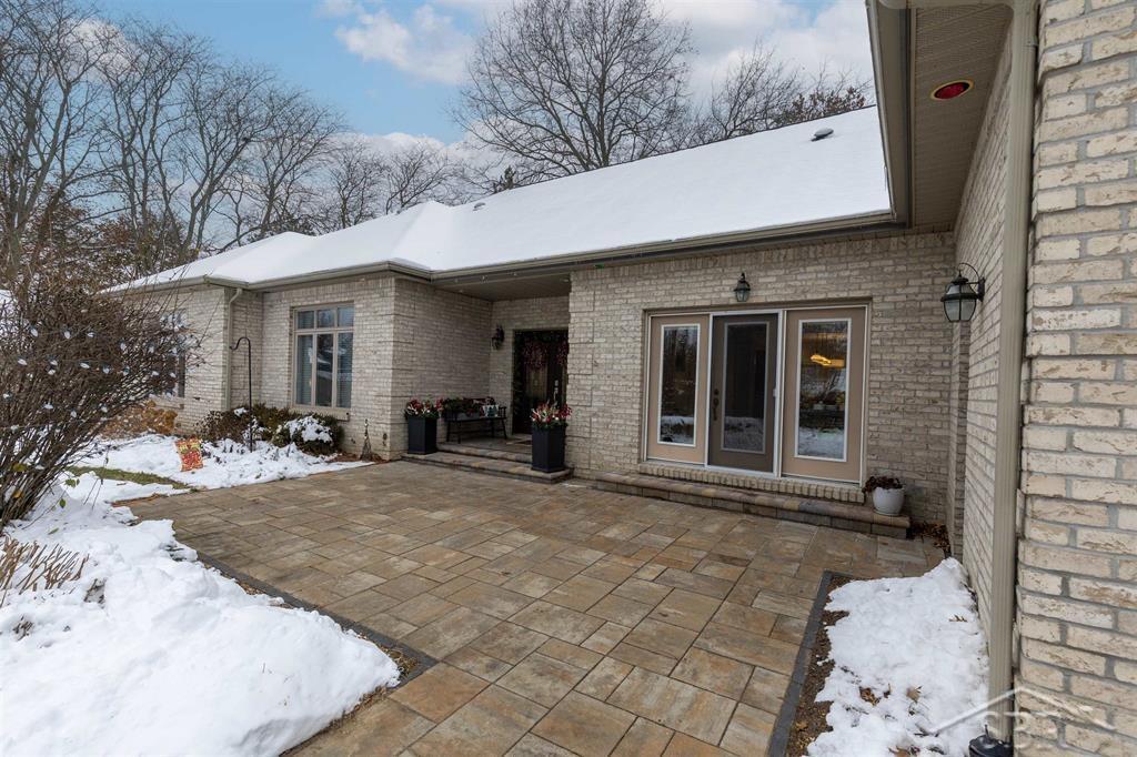 Homes for sale in Midland City Midland, MI | 3017 Orchard Dr, Midland City Midland, MI 48640 | MLS# 61050195626