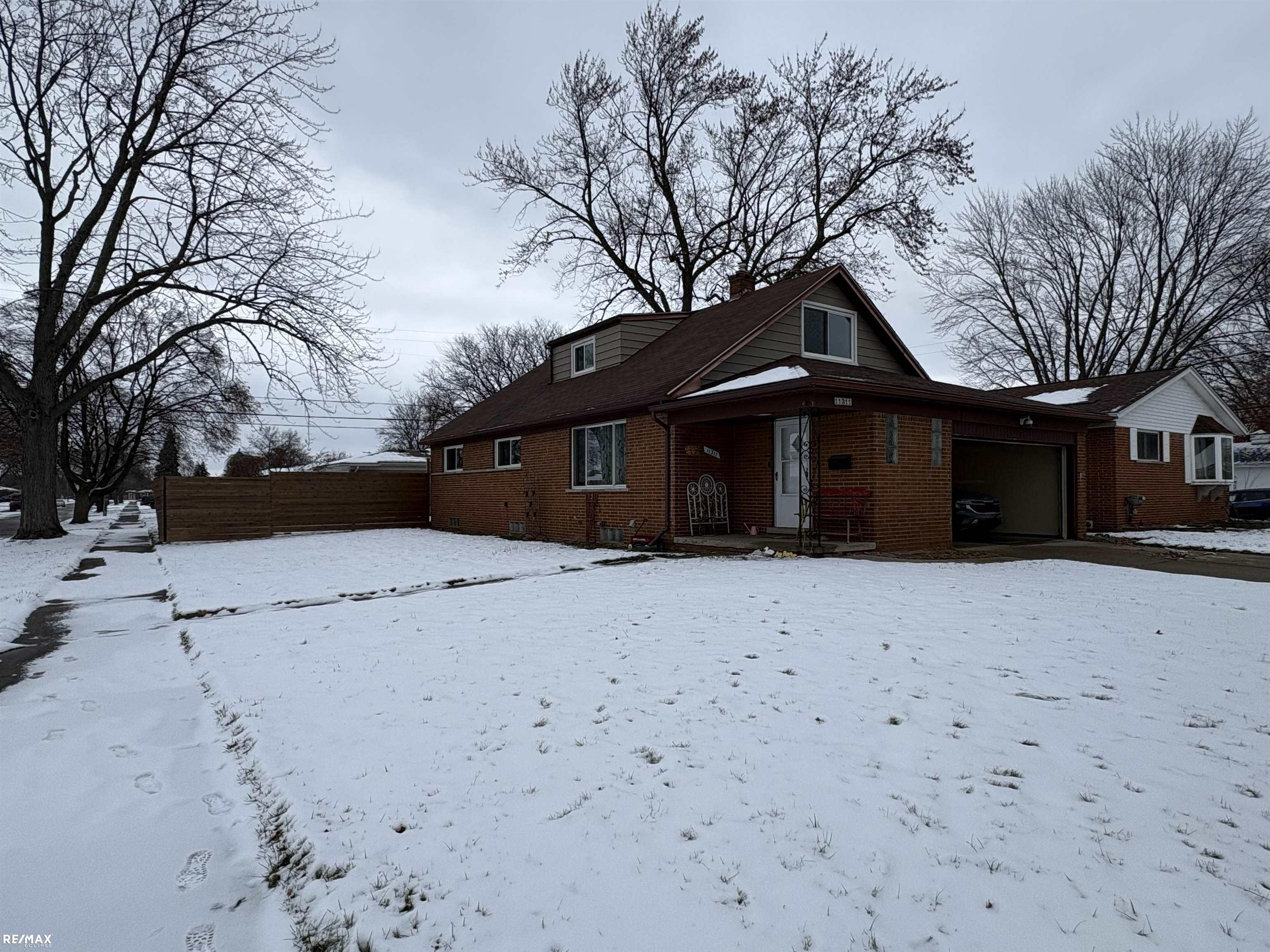 11311 Irvington DR WarrenCity_Macomb Michigan 48093